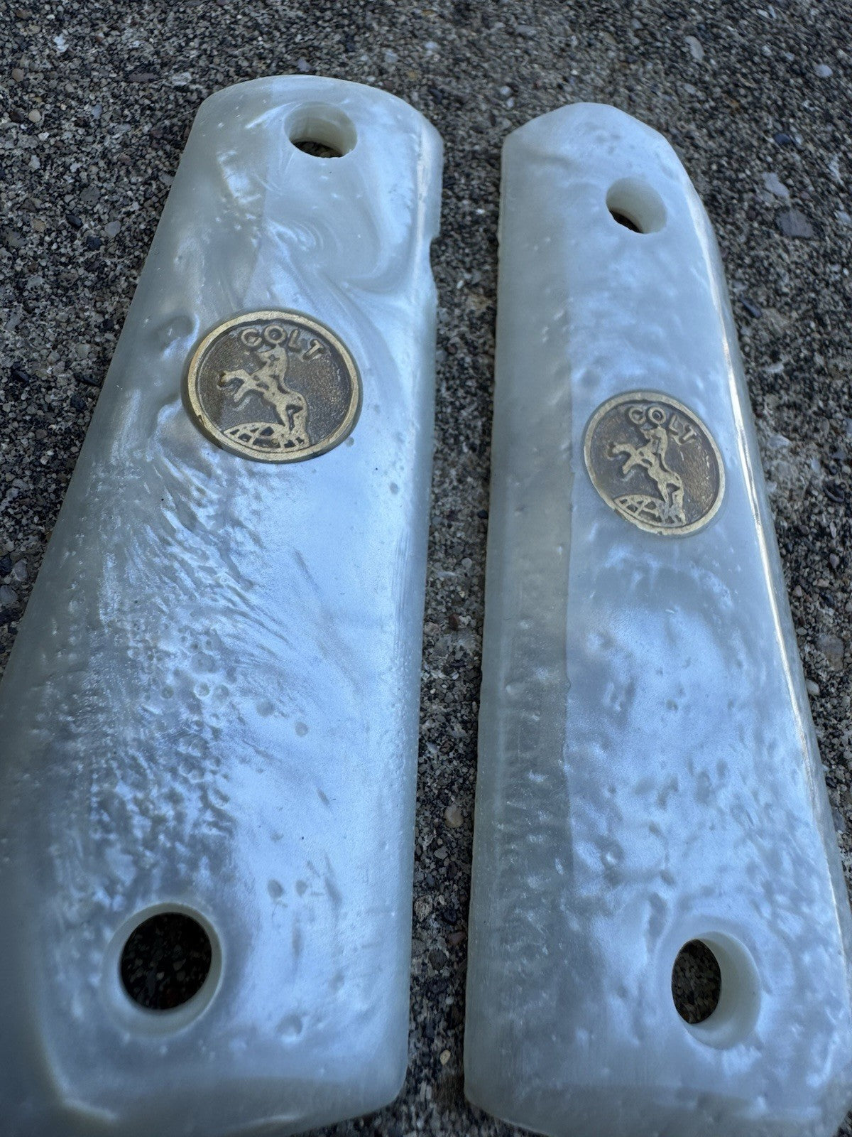 1911 45 38 Super Full Size Resin Gold Colt Coin Gun Pistol Grip Cachas