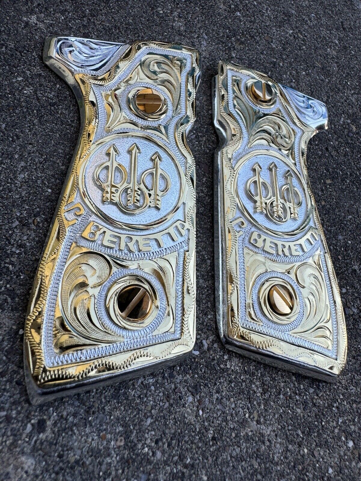 Beretta 92FS Cachas Gold Plated Pistol Custom Grips Chapeado & 24K Gold Screws