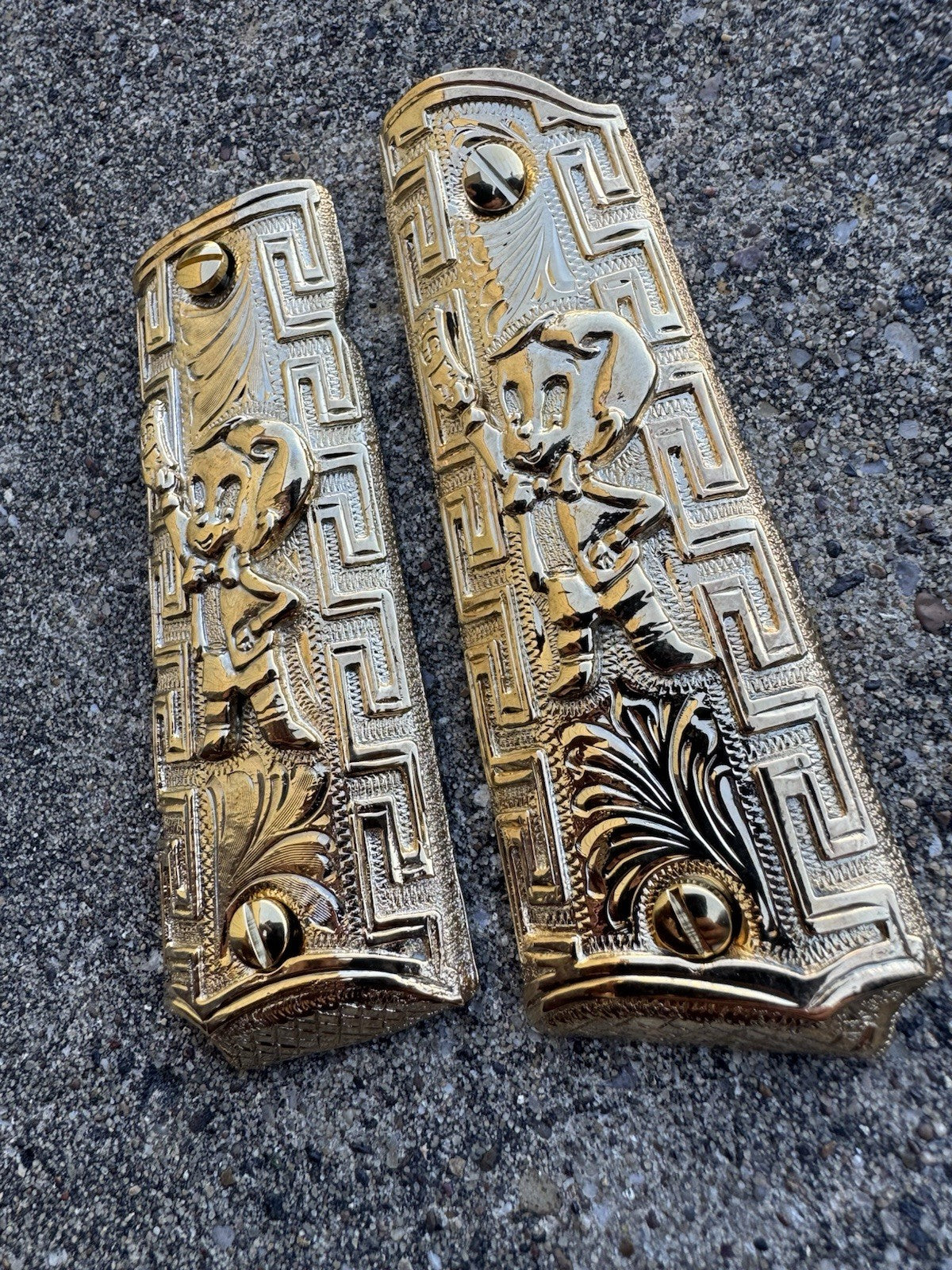 1911 45 38 Super Full Size Richie Rich Gold Gun Pistol Grip Cachas & 24K Screws