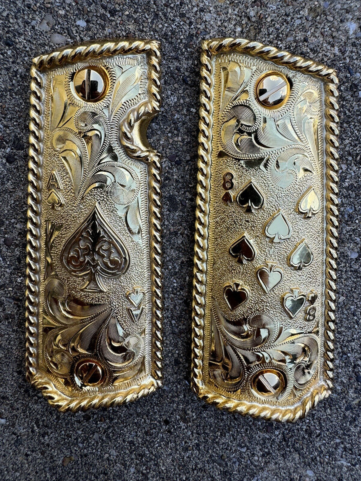 1911 45 38 Super Full Size Ace Deck Of Cards Gold Gun Grip Cachas & 24K Screws