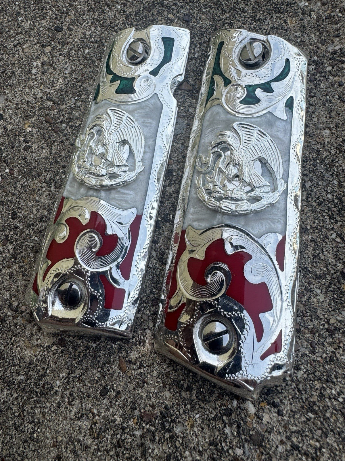 1911 45 38 Super Mexican Eagle Full Size Gun Pistol Grip Cachas & Polished Screw