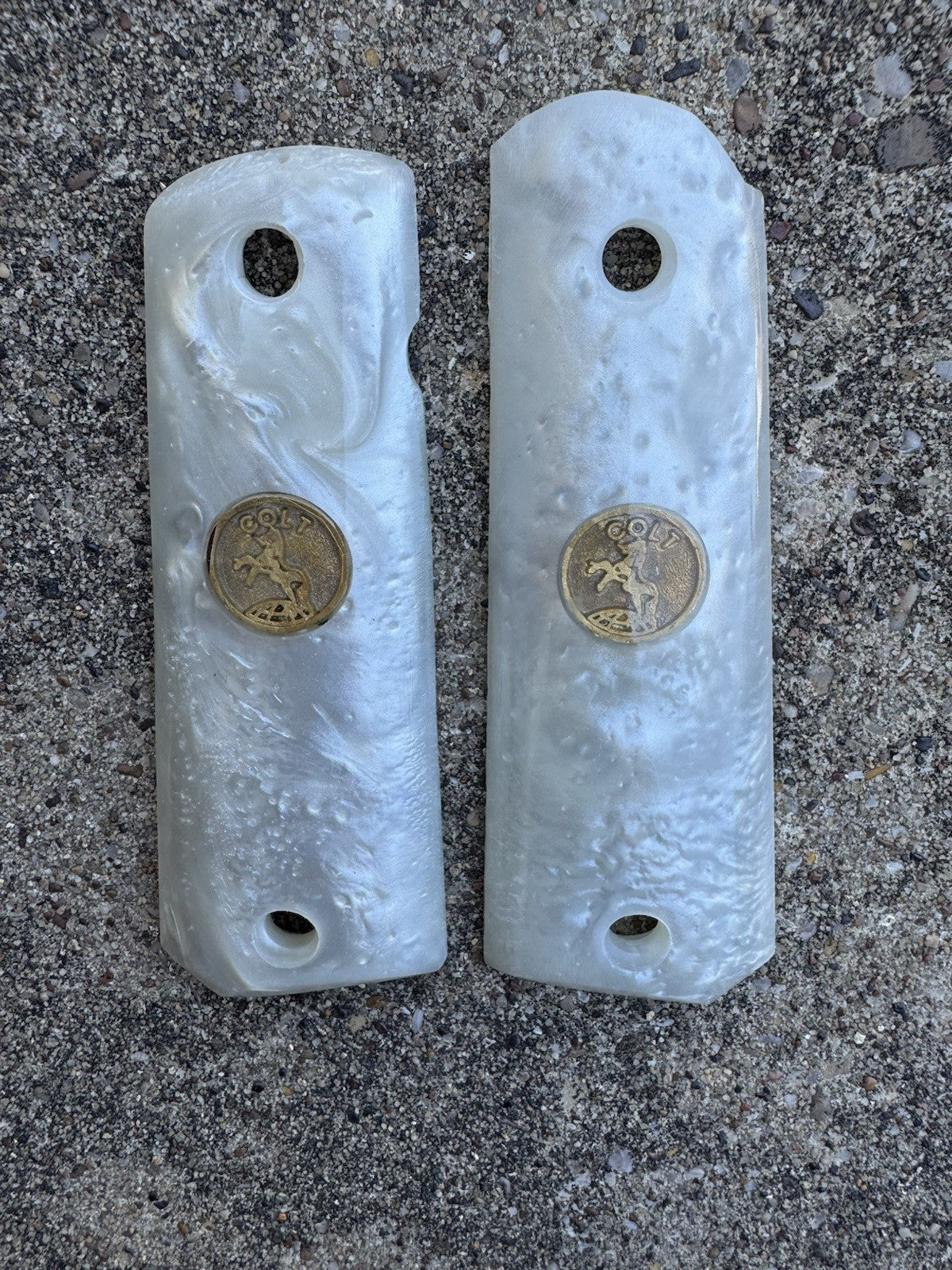 1911 45 38 Super Full Size Resin Gold Colt Coin Gun Pistol Grip Cachas