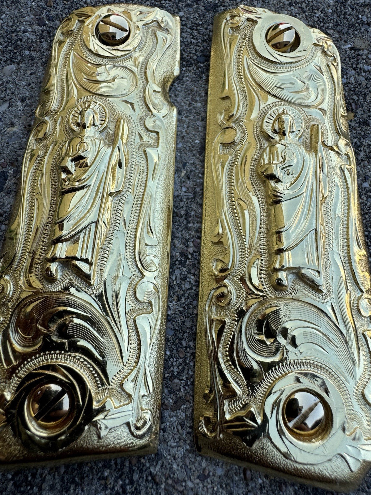 1911 45 38 Super San Judas Full Size Gold Gun Pistol Grip Cachas & 24K Screws