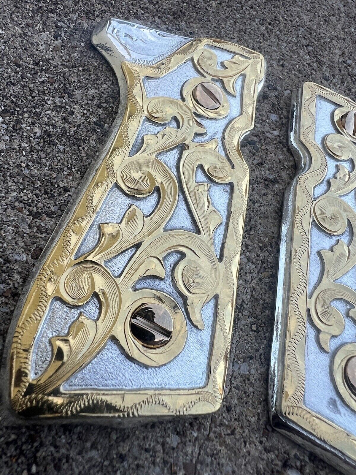 Beretta 92FS Cachas Gold Plated Pistol Custom Grips & 24K Gold Screws