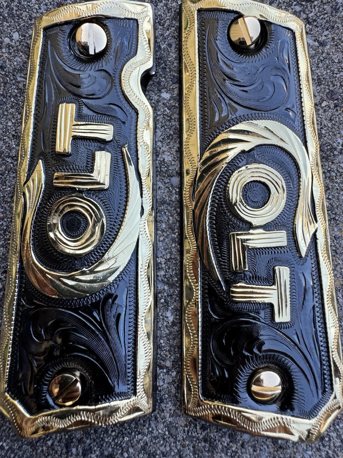 1911 45 38 Super Colt Full Size Gold Gun Pistol Grip Cachas & 24K Screws