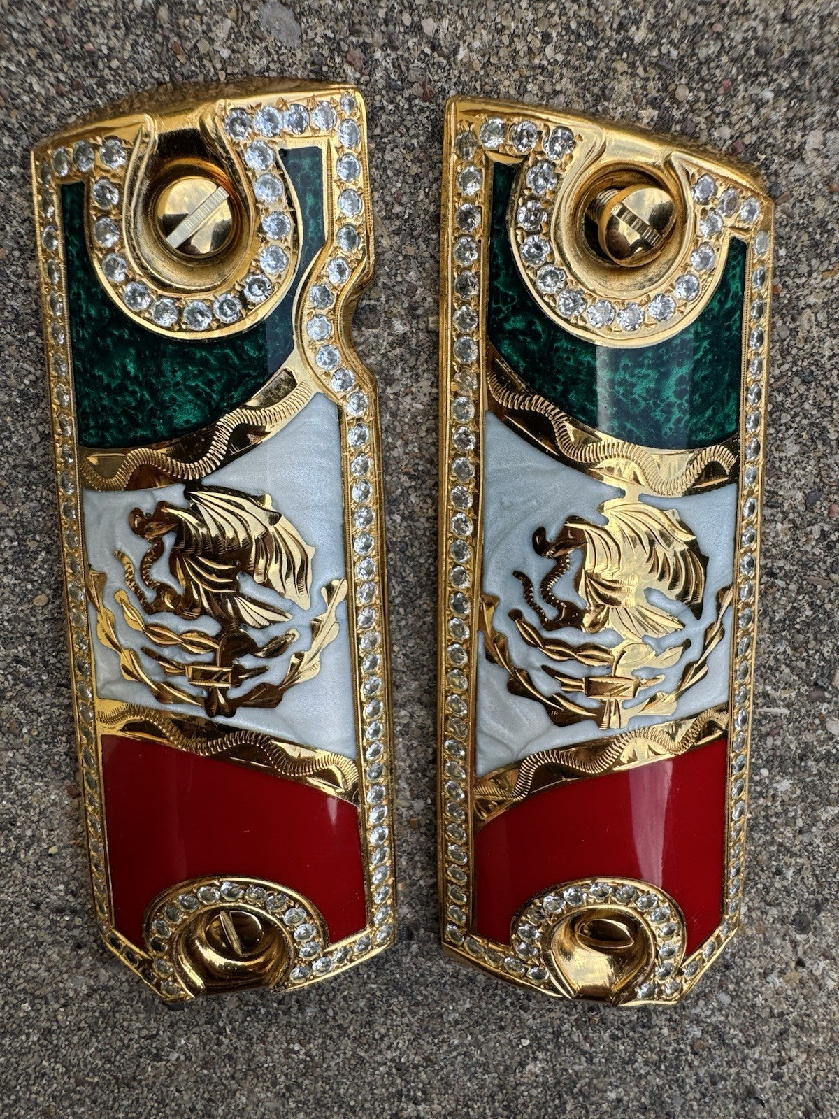1911 ZIRCONIA 45 38 SUPER MEXICAN FLAG GOLD GUN PISTOL GRIP CACHAS & 24K SCREW