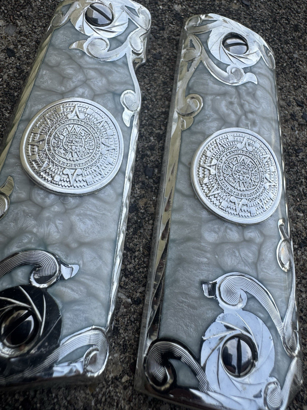 1911 45 38 Super Azteca Full Size Gun Pistol Grip Cachas & Polished Screws