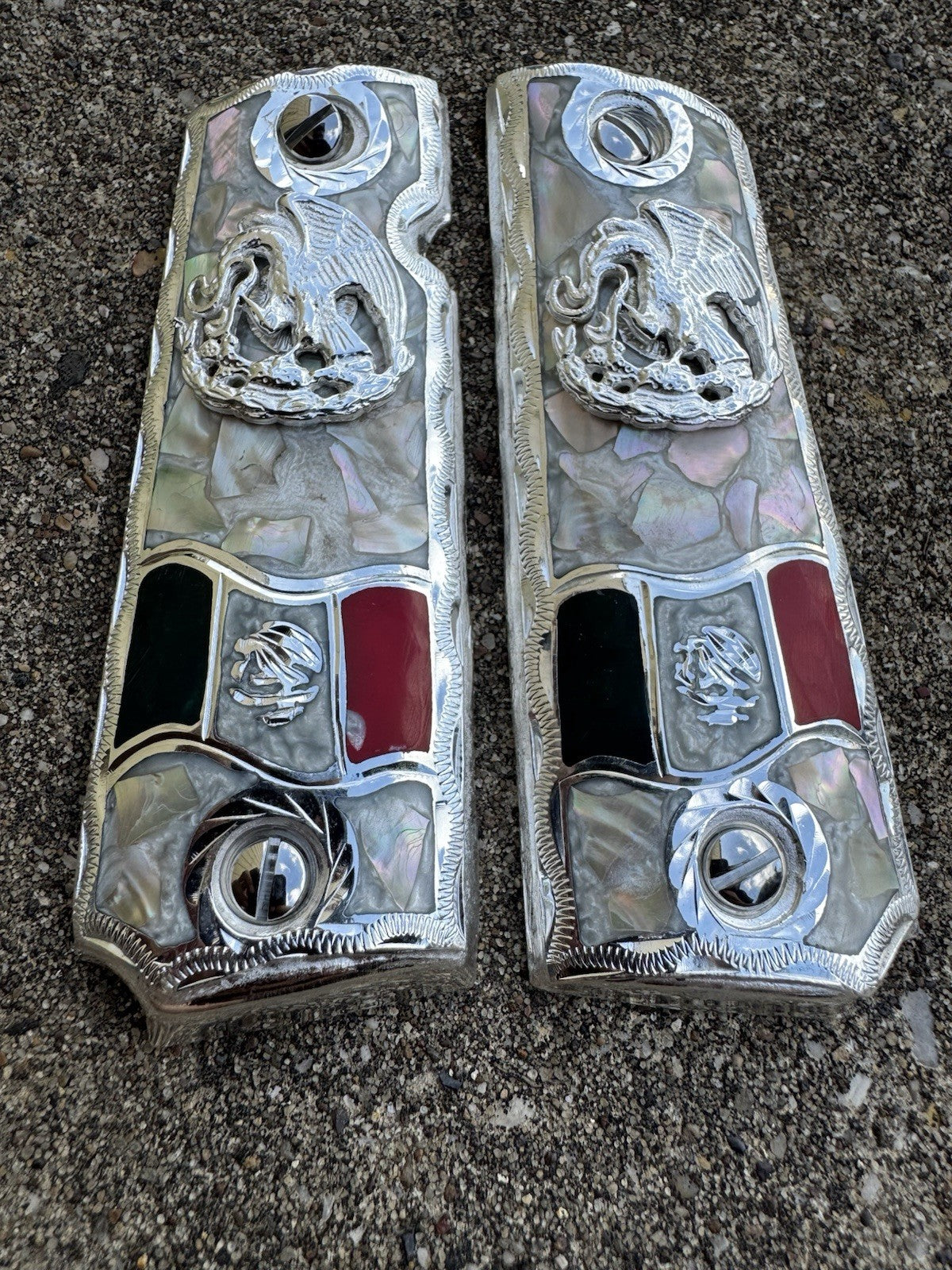 1911 45 38 Super Full Size Aguila Gun Pistol Grip Cachas & Polished Screws
