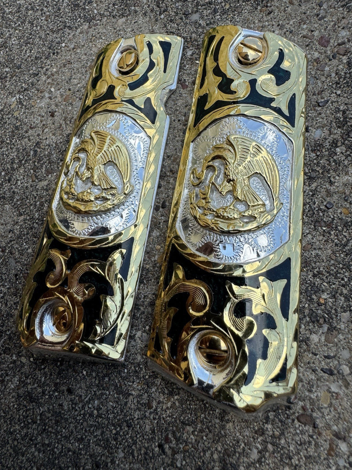 1911 45 38 Super Mexican Eagle Full Size Gold Gun Pistol Grip Cachas & 24K Screw