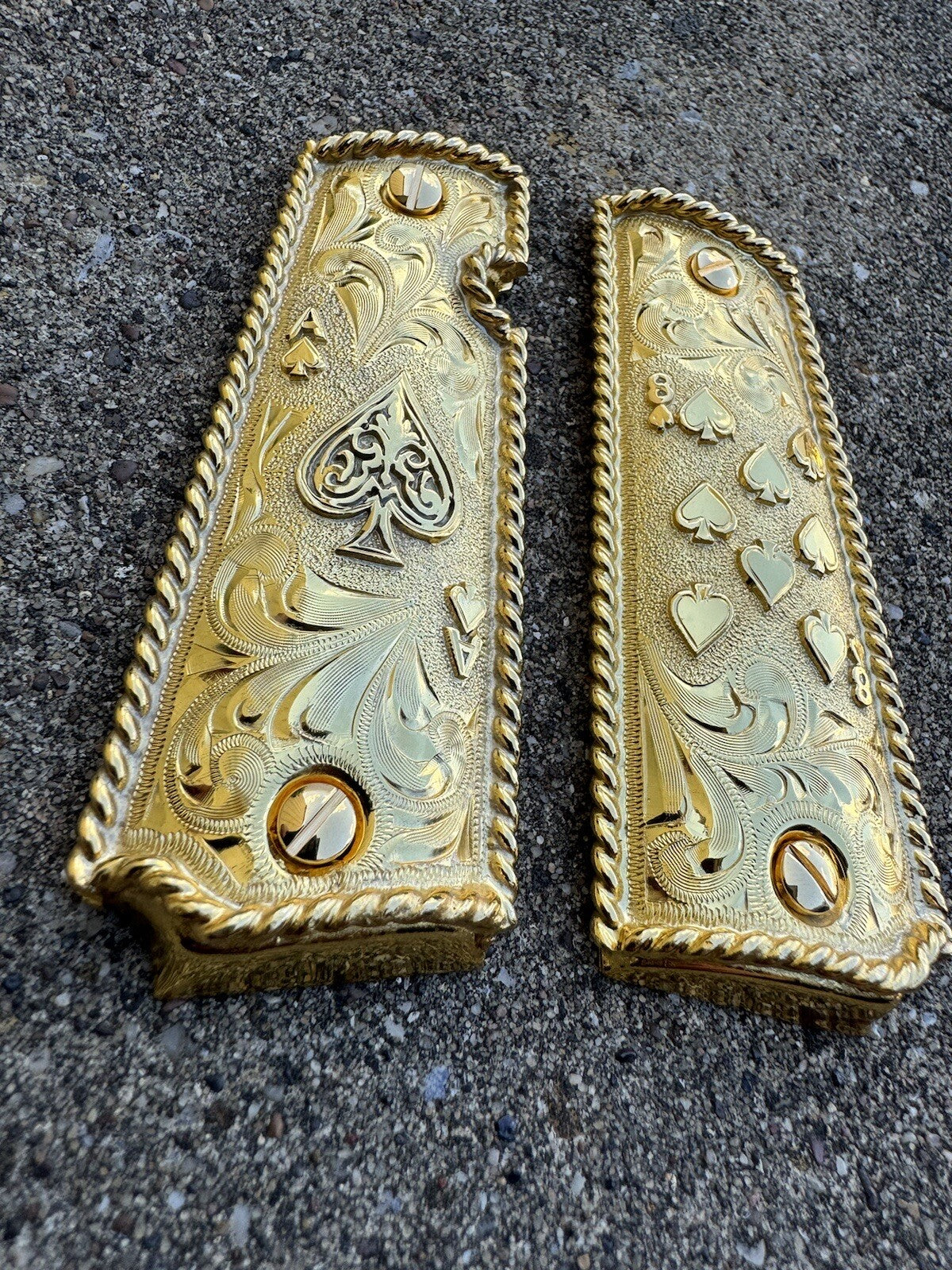 1911 45 38 Super Full Size Ace Deck Of Cards Gold Gun Grip Cachas & 24K Screws