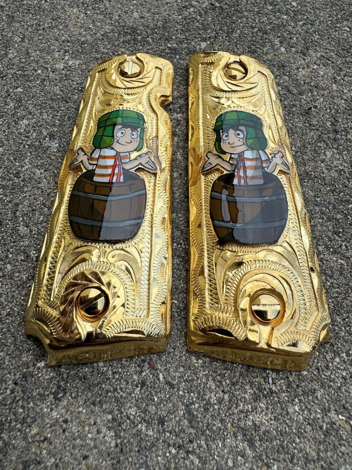 1911 45 38 Super Full Size El Chavo Gold Gun Pistol Grip Cachas & 24K Screws