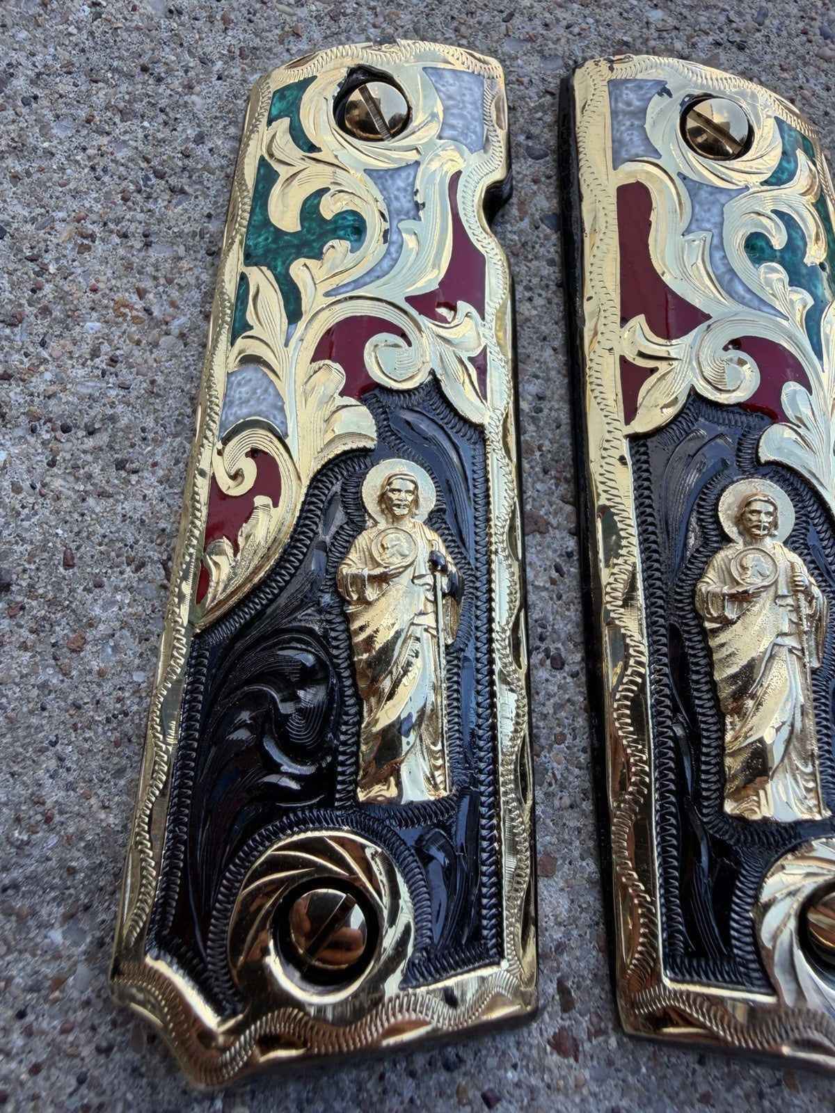 1911 45 38 Super Full Size San Judas Gold Gun Pistol Grip Cachas & 24K Screws