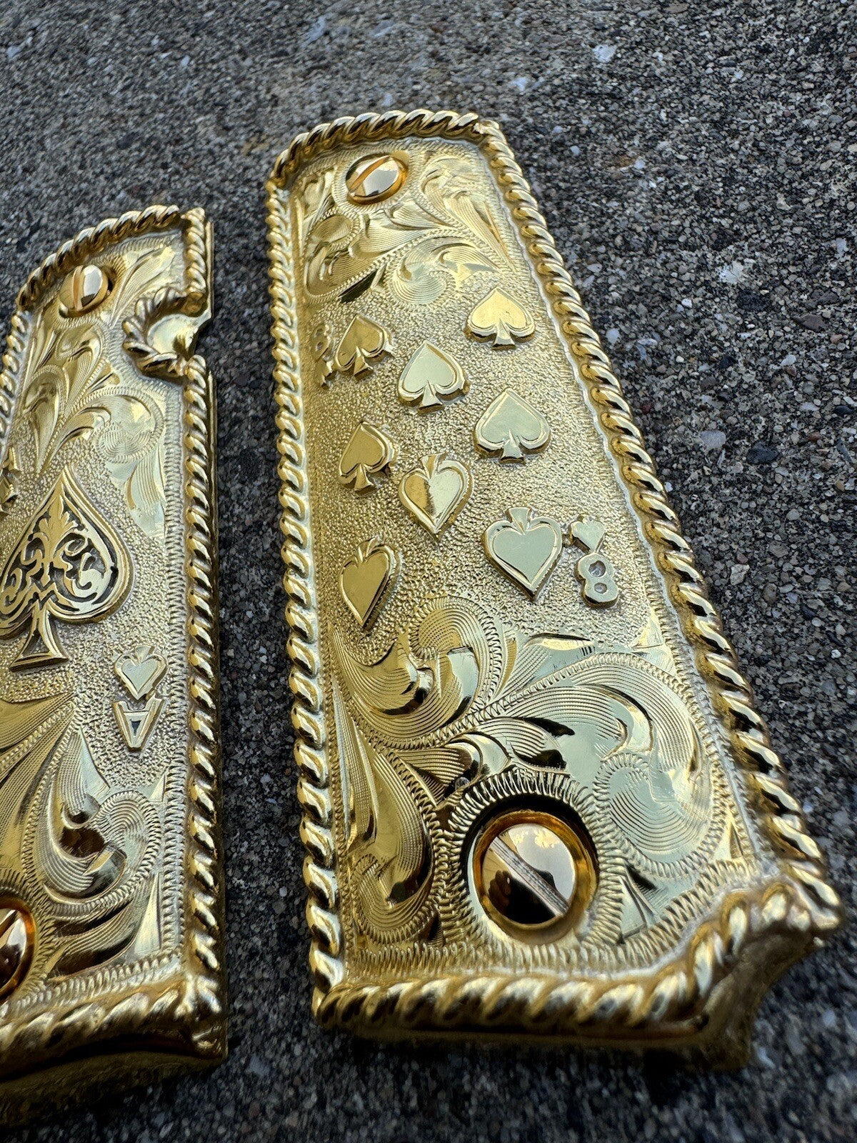 1911 45 38 Super Full Size Ace Deck Of Cards Gold Gun Grip Cachas & 24K Screws