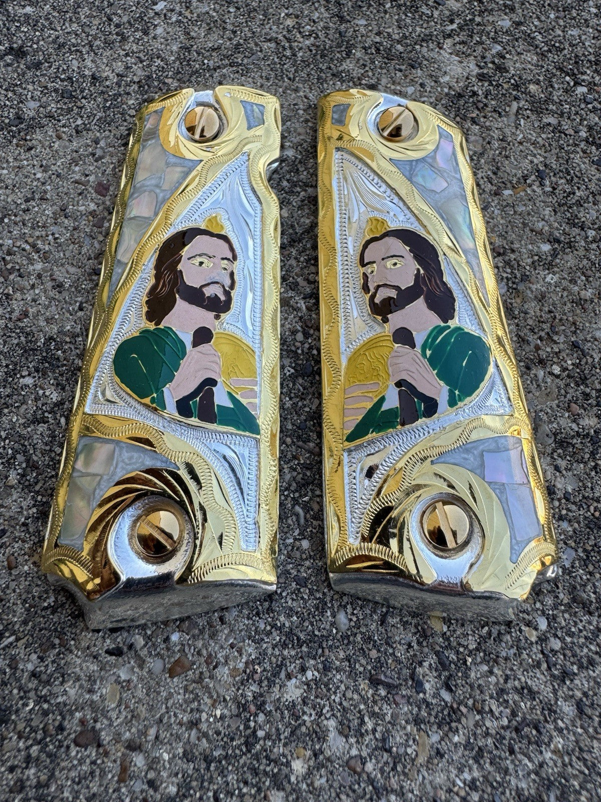 1911 45 38 Super San Judas Full Size Gold Gun Pistol Grip Cachas & 24K Screws