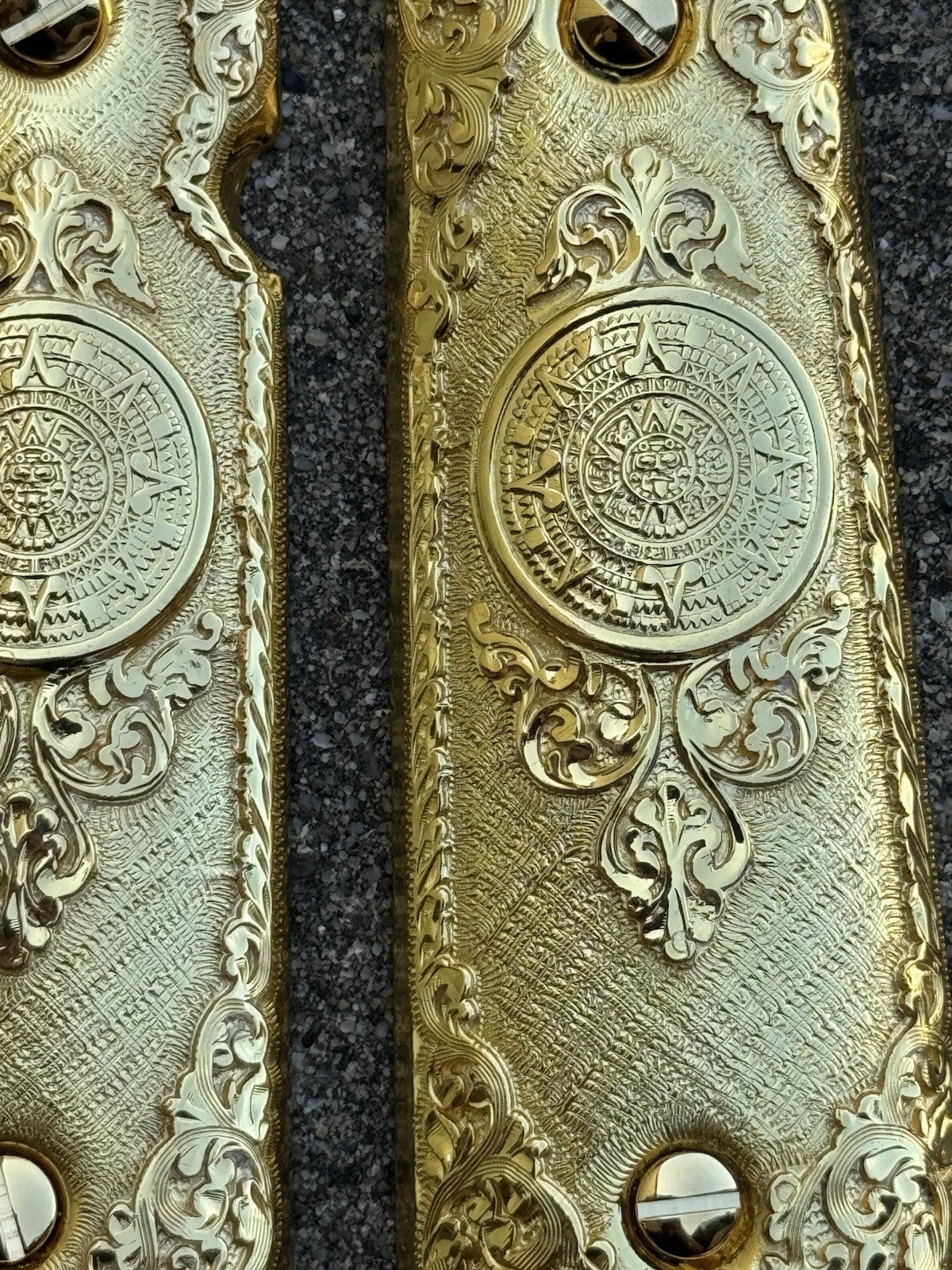 1911 45 38 Super Full Size Aztec Gold Gun Pistol Grip Cachas & 24K Screws