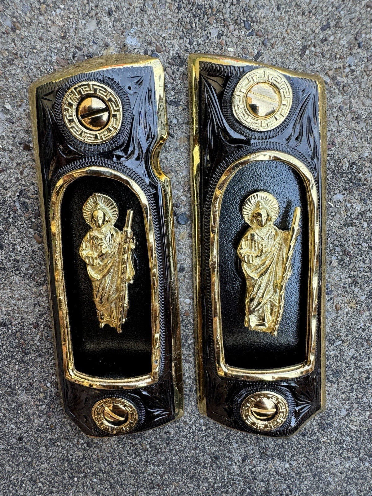 1911 45 38 Super San Judas Full Size Gold Gun Pistol Grip Cachas & 24K Screws