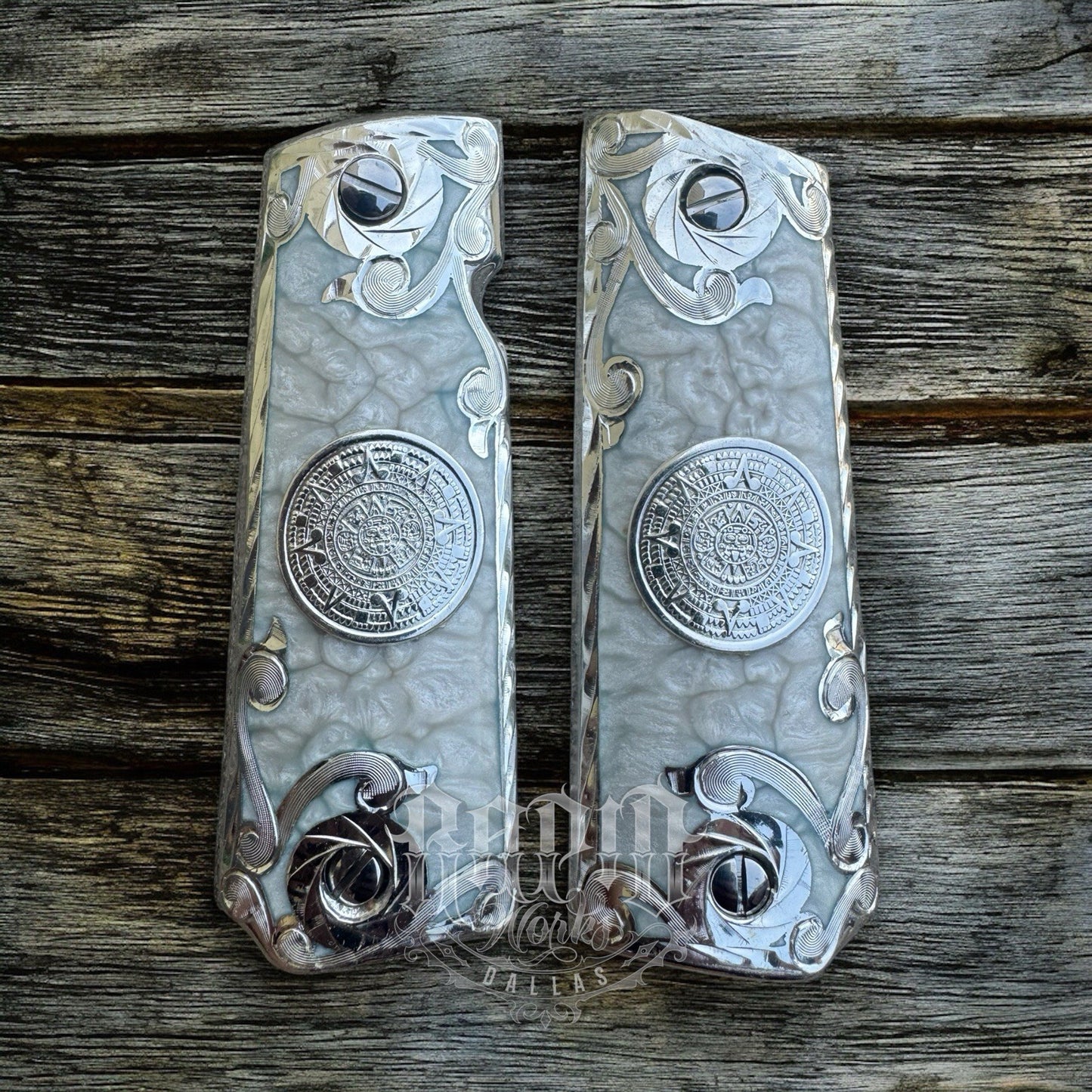 1911 45 38 Super Azteca Full Size Gun Pistol Grip Cachas & Polished Screws