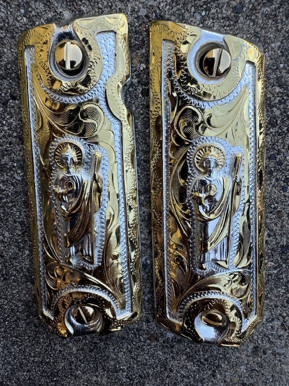 1911 45 38 Super San Judas Full Size Gold Gun Pistol Grip Cachas & 24K Screws