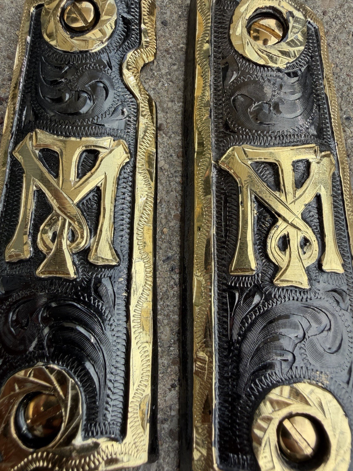 1911 45 38 Super Full Size Scarface Gold Gun Pistol Grip Cachas & 24K Screws