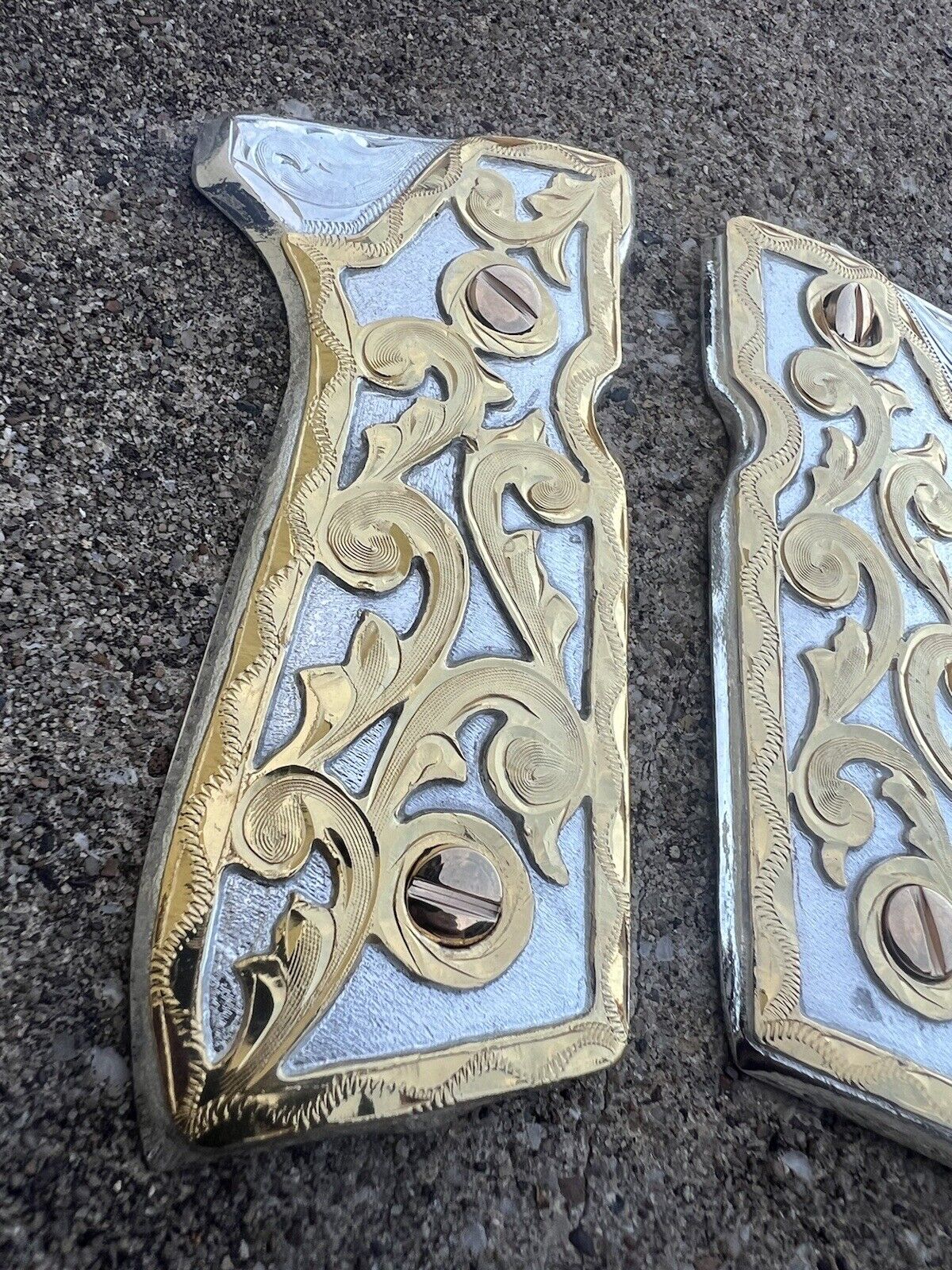 Beretta 92FS Cachas Gold Plated Pistol Custom Grips & 24K Gold Screws