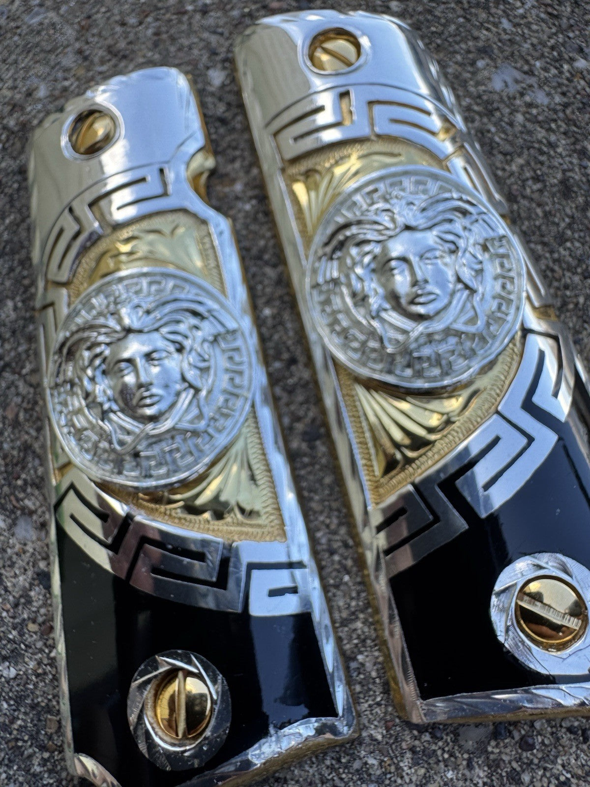 1911 45 38 Super Full Size Versace Gold Gun Pistol Grip Cachas & 24K Screws