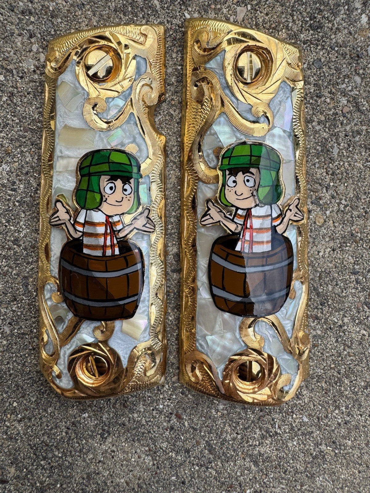 1911 45 38 Super Full Size El Chavo Gold Gun Pistol Grip Cachas & 24K Screws