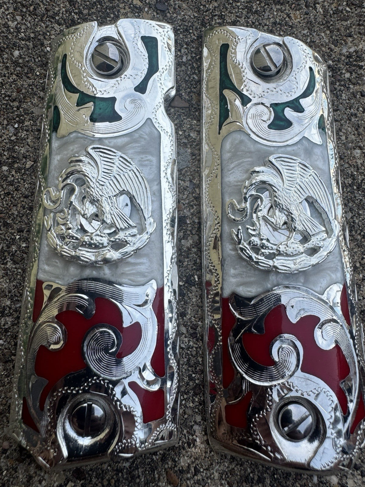 1911 45 38 Super Mexican Eagle Full Size Gun Pistol Grip Cachas & Polished Screw