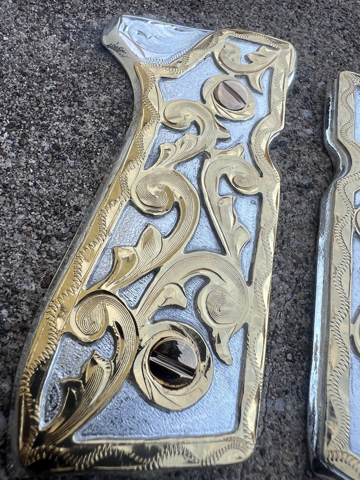 Beretta 92FS Cachas Gold Plated Pistol Custom Grips & 24K Gold Screws