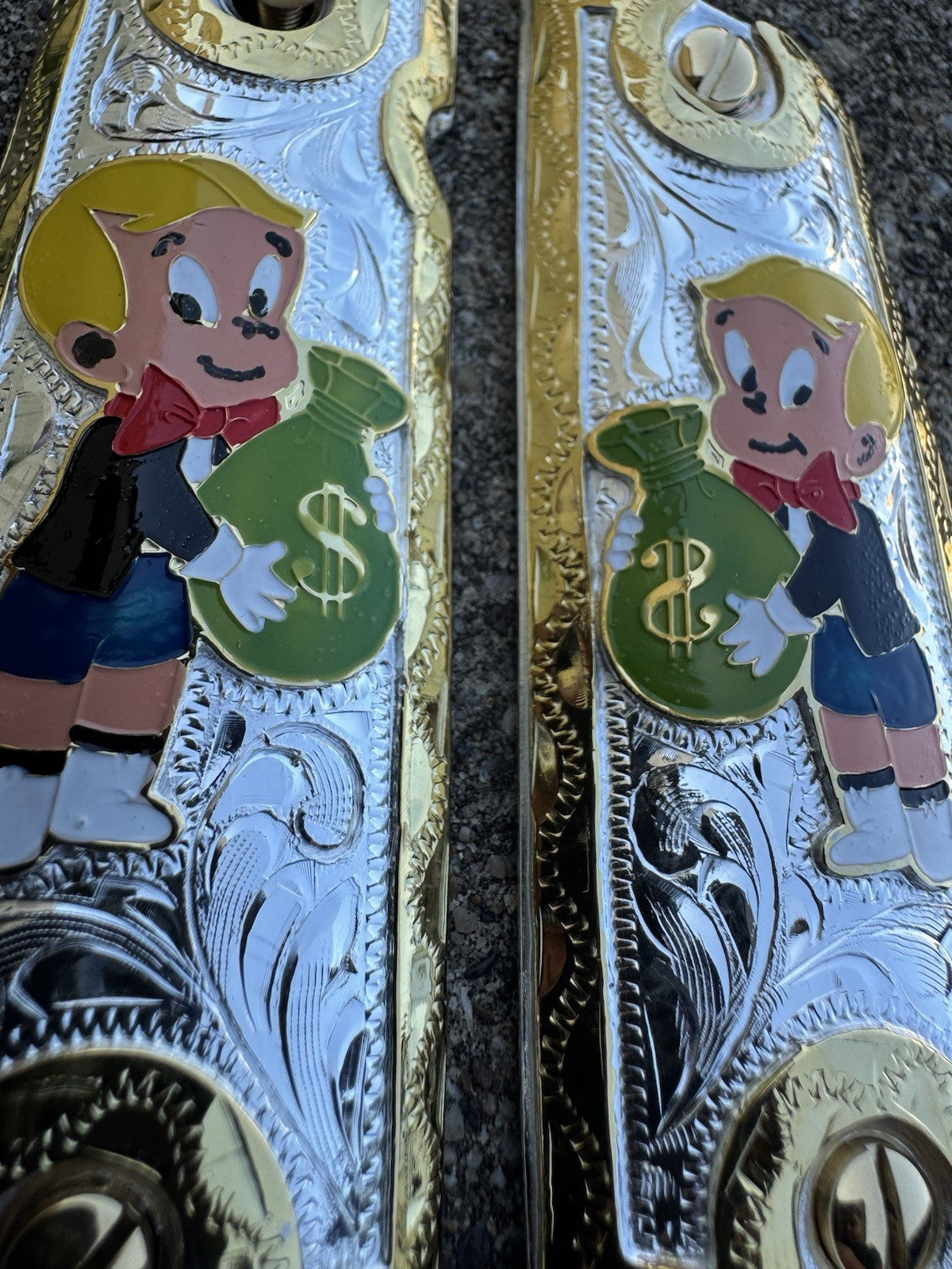 1911 45 38 Super Richie Rich Full Size Gold Gun Pistol Grip Cachas & 24K Screws
