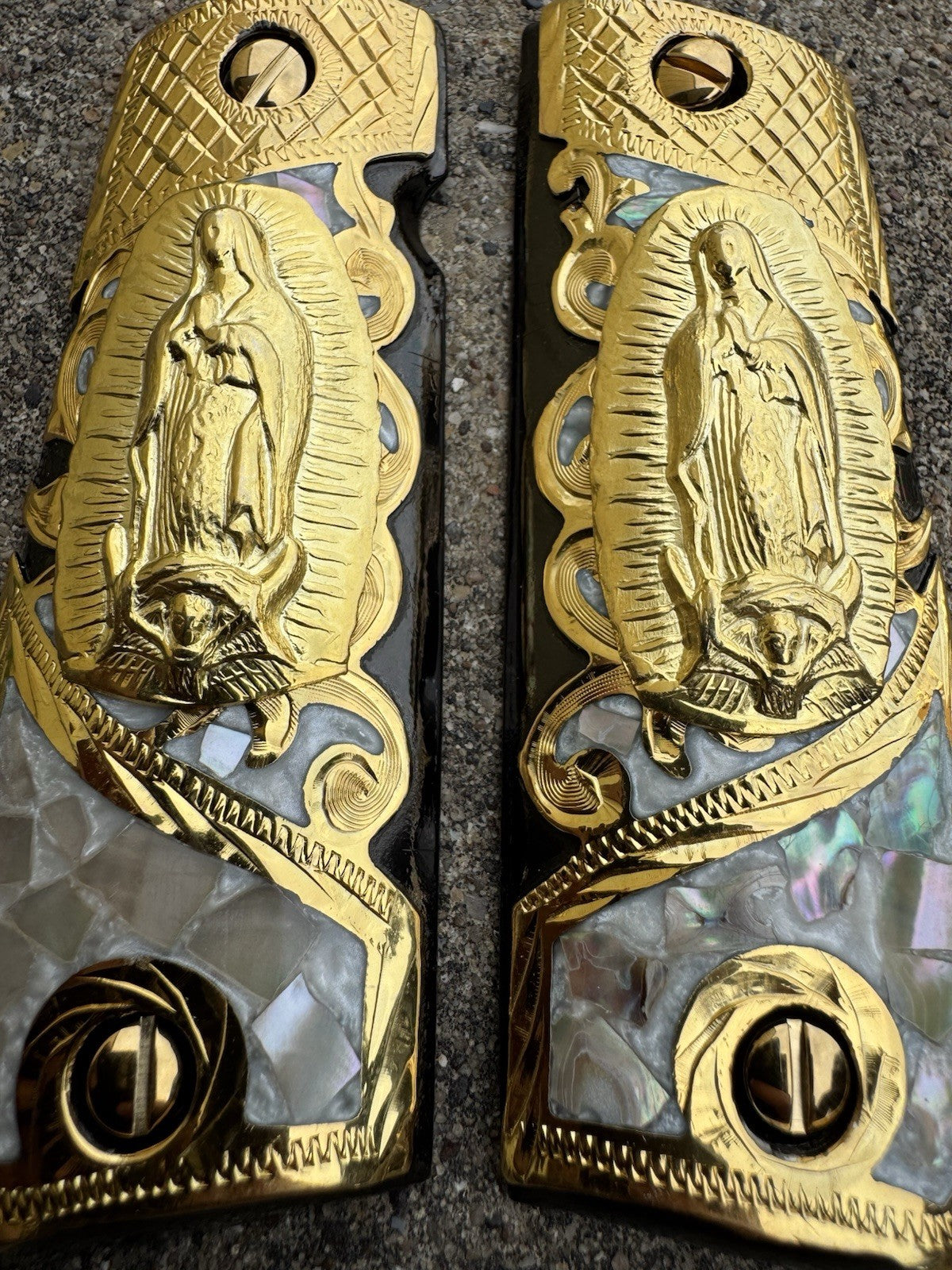 1911 45 38 Super Full Size Virgen De Guadalupe Gold Gun Grip Cachas & 24K Screws