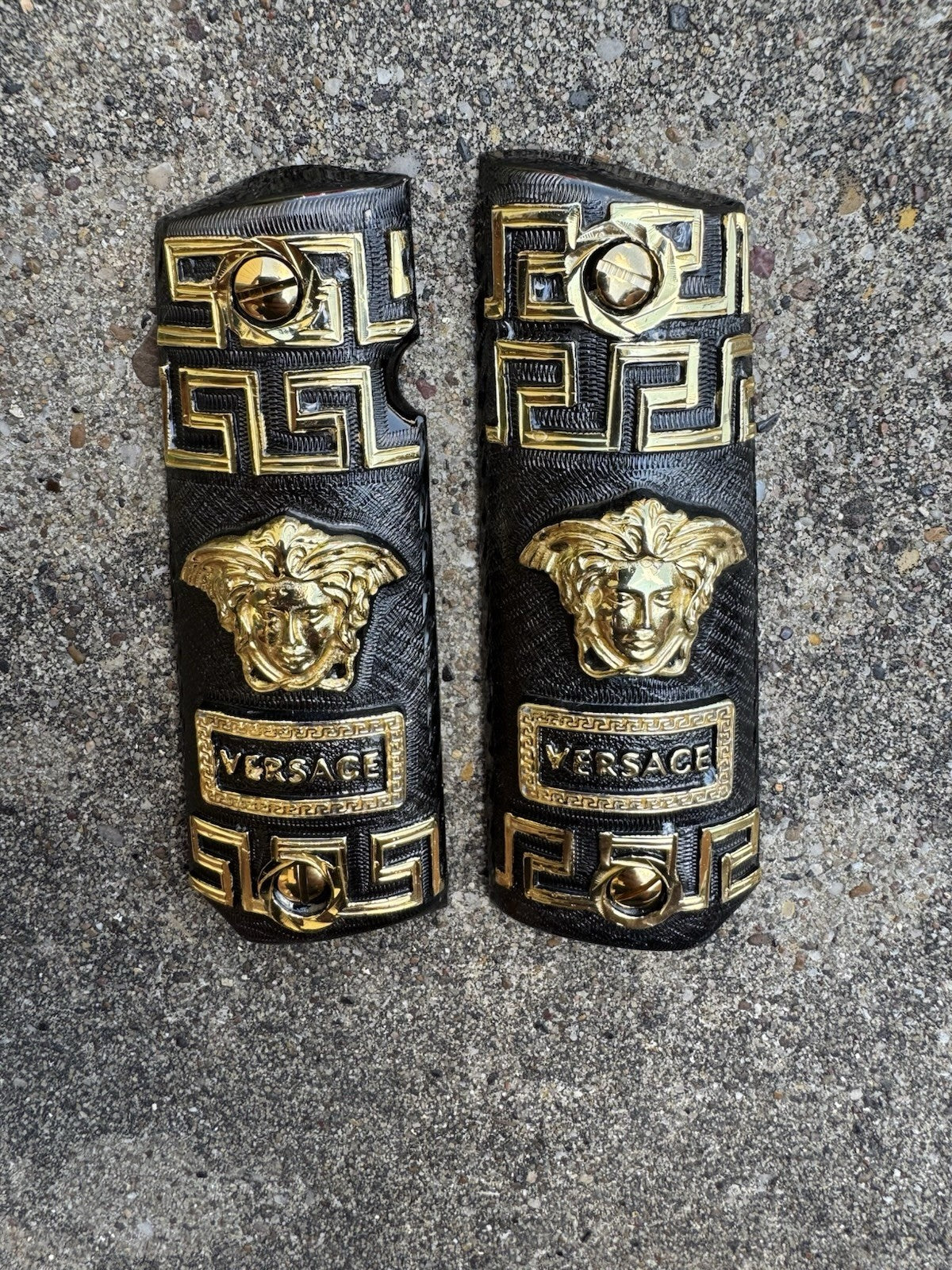 1911 45 38 Super Versace Full Size Gold Gun Pistol Grip Cachas & 24K Screws