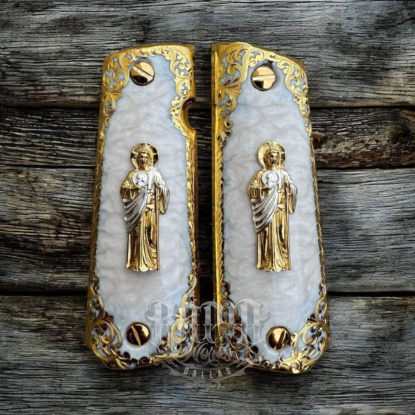 1911 45 38 Super Full Size San Judas Gold Gun Pistol Grip Cachas & 24K Screws