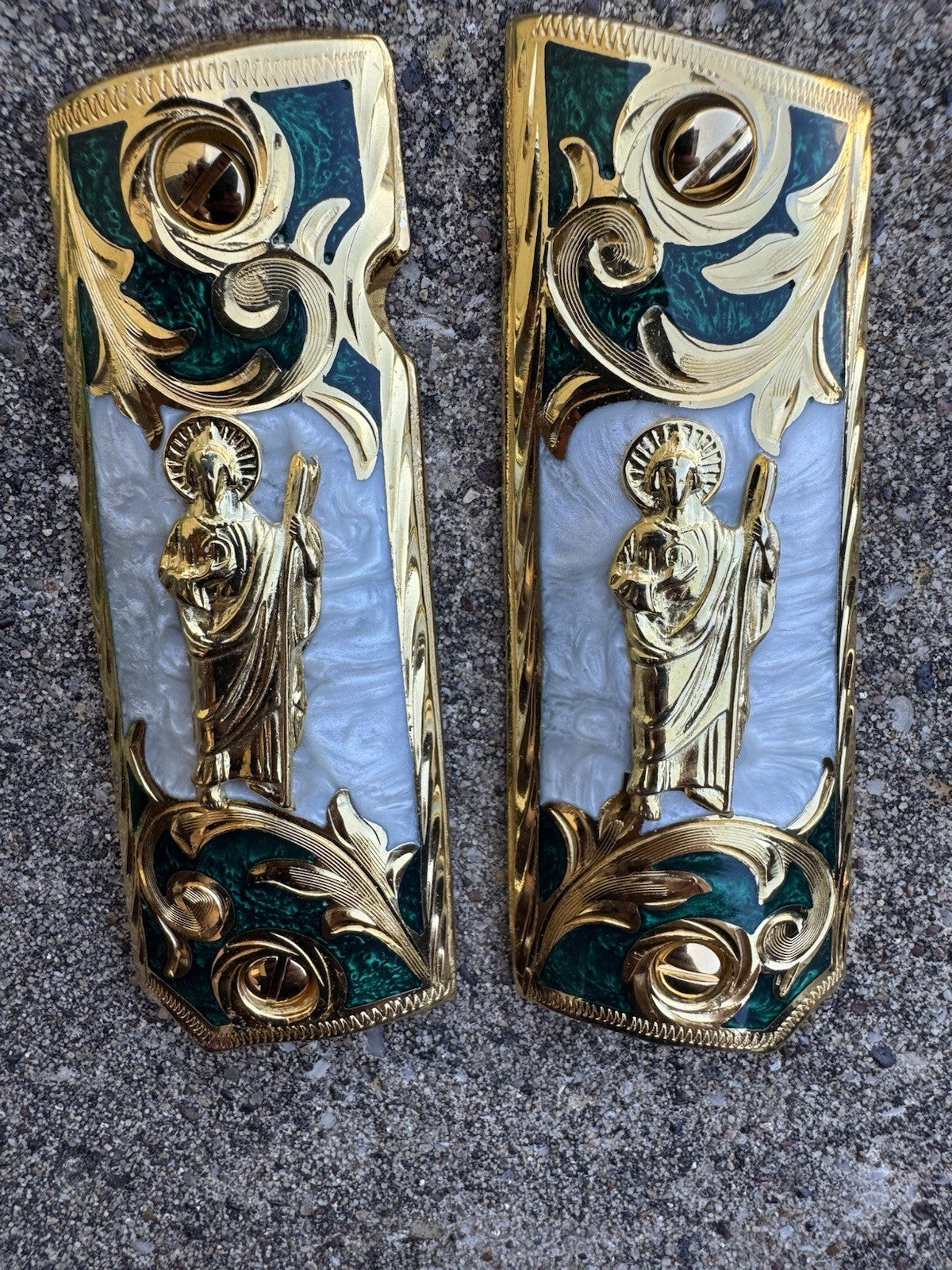 1911 45 38 Super San Judas Full Size Gold Gun Pistol Grip Cachas & 24K Screws