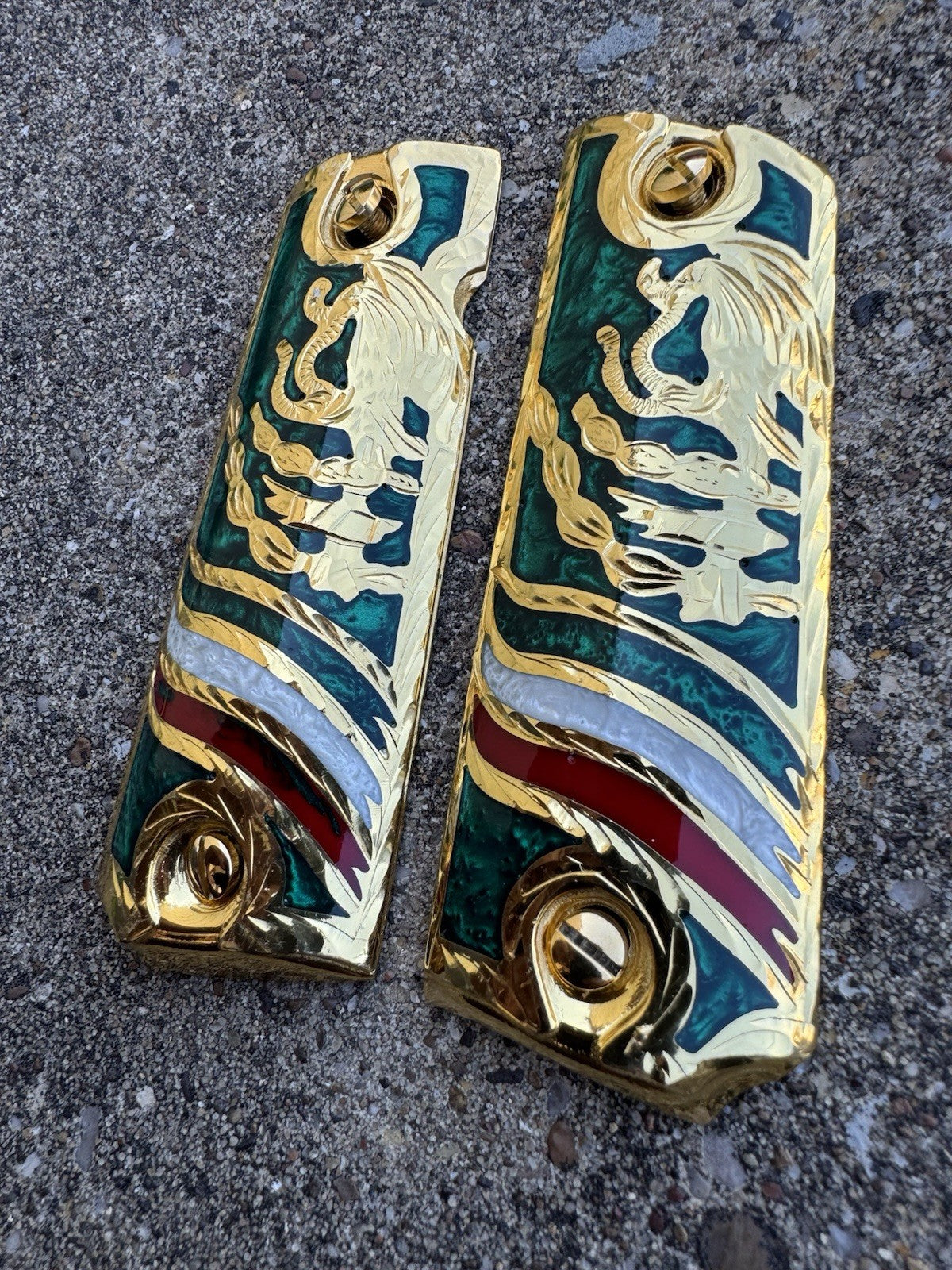 1911 45 38 Super Mexican Eagle Full Size Gold Gun Pistol Grip Cachas & 24K Screw