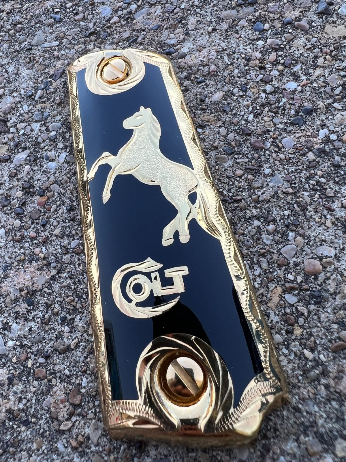 1911 45 38 SUPER COLT GOLD GUN PISTOL GRIP CACHAS CHAPEADO DE ORO 24K SCREWS