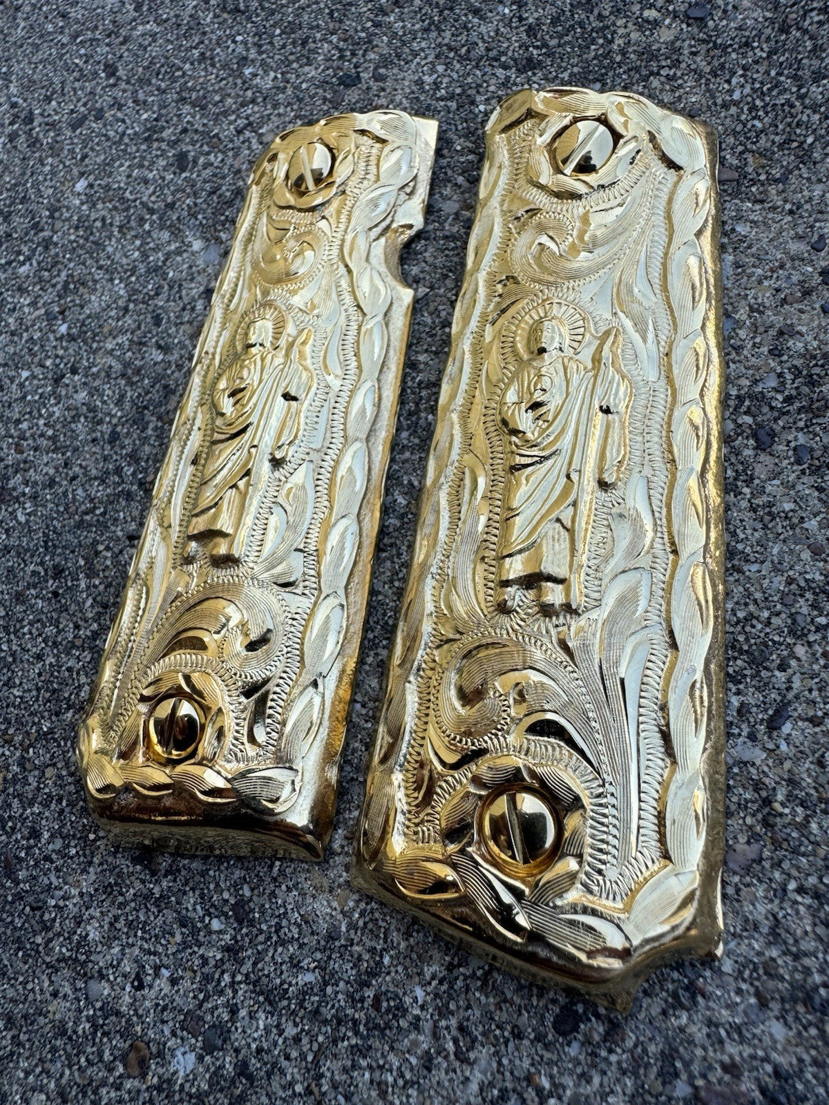 1911 45 38 Super San Judas Full Size Gold Gun Pistol Grip Cachas & 24K Screws
