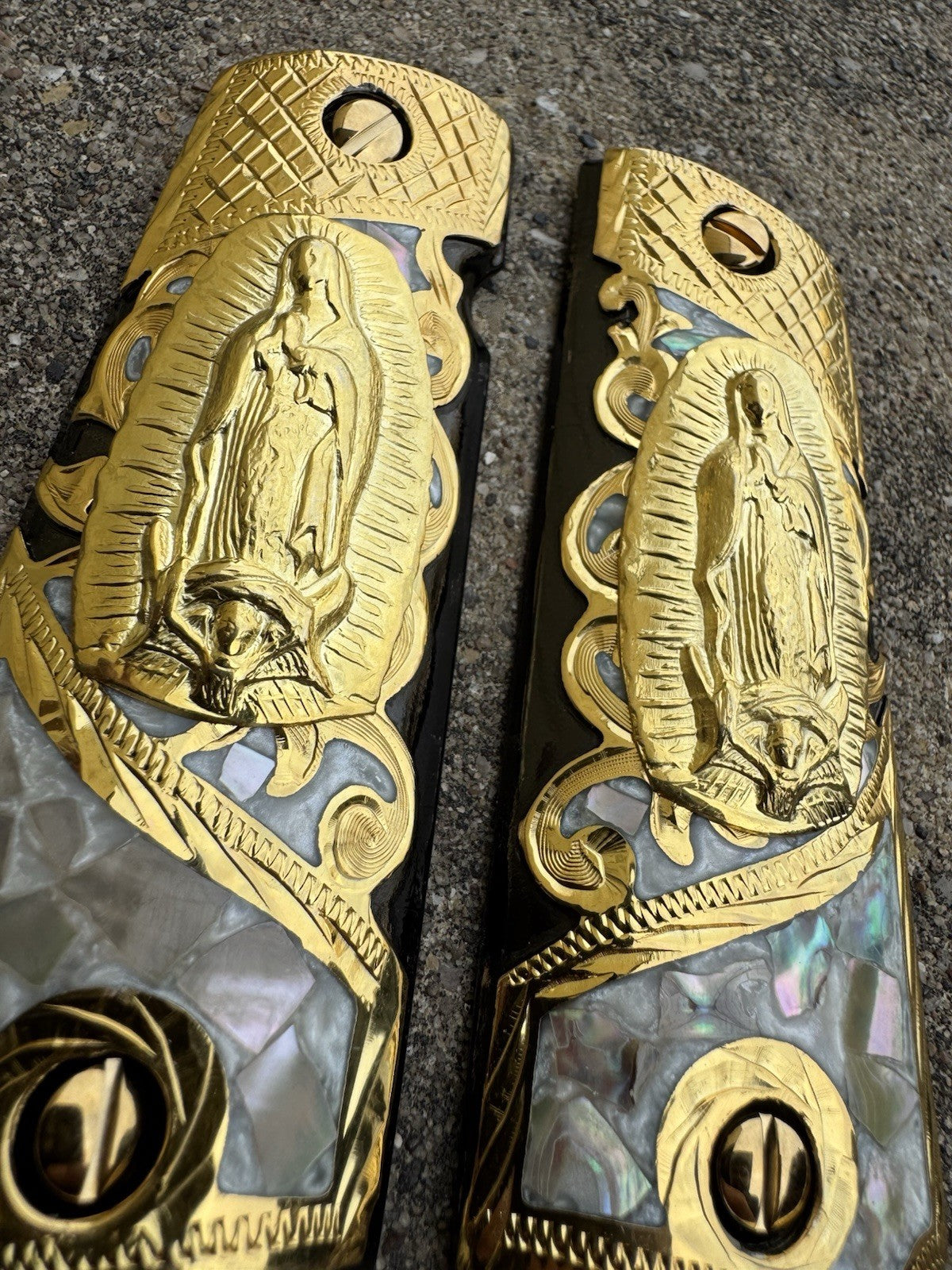 1911 45 38 Super Full Size Virgen De Guadalupe Gold Gun Grip Cachas & 24K Screws