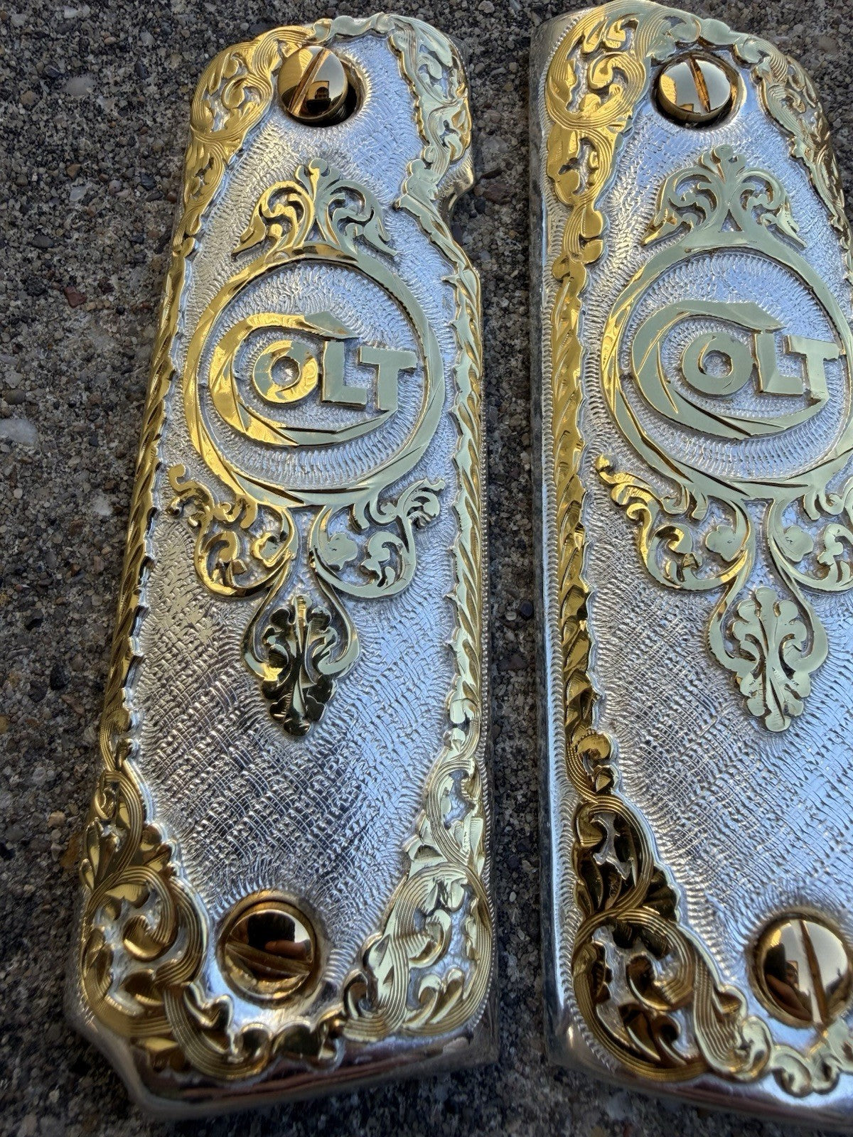 1911 45 38 Super Full Size Colt Gold Gun Pistol Grip Cachas & 24K Screws