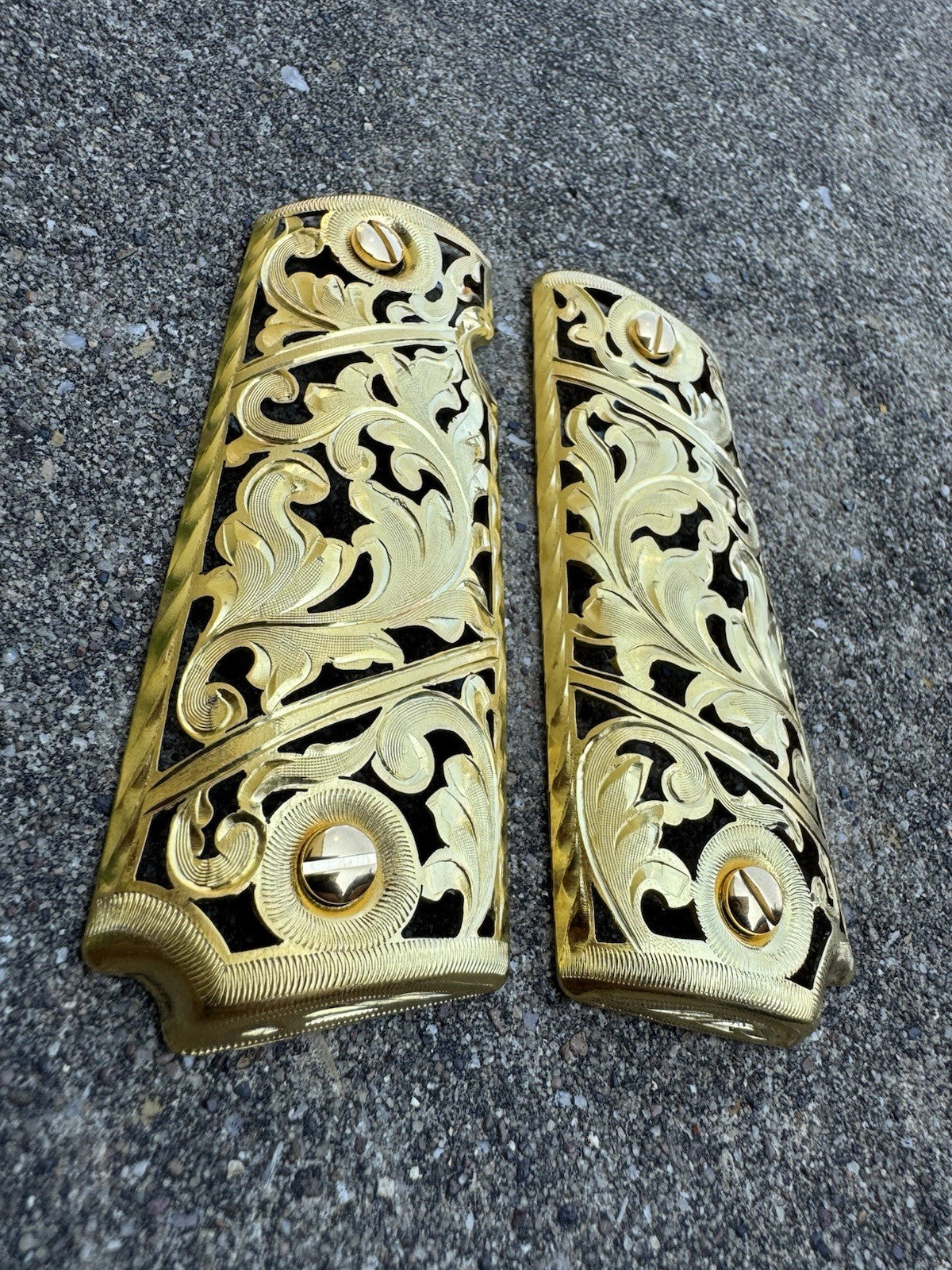 1911 45 38 Super Full Size Gold Gun Pistol Grip Cachas Chapeado & 24K Screws