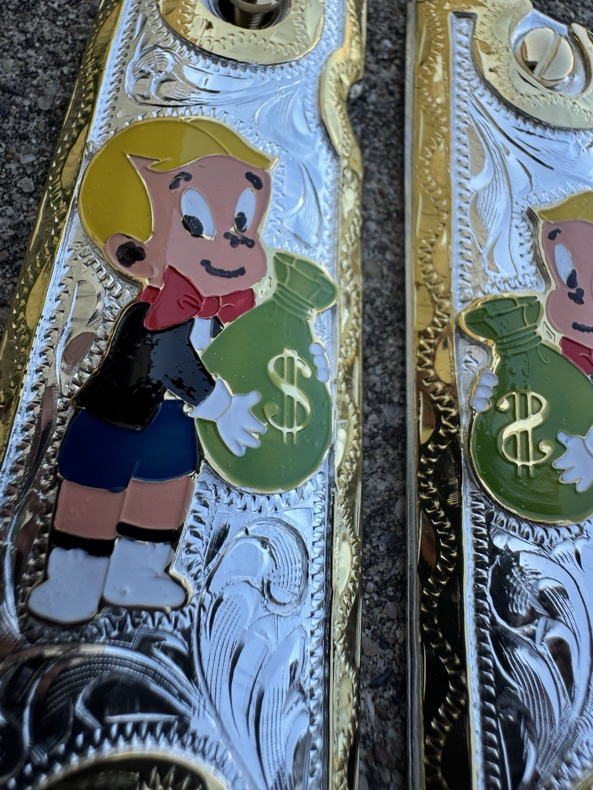 1911 45 38 Super Richie Rich Full Size Gold Gun Pistol Grip Cachas & 24K Screws