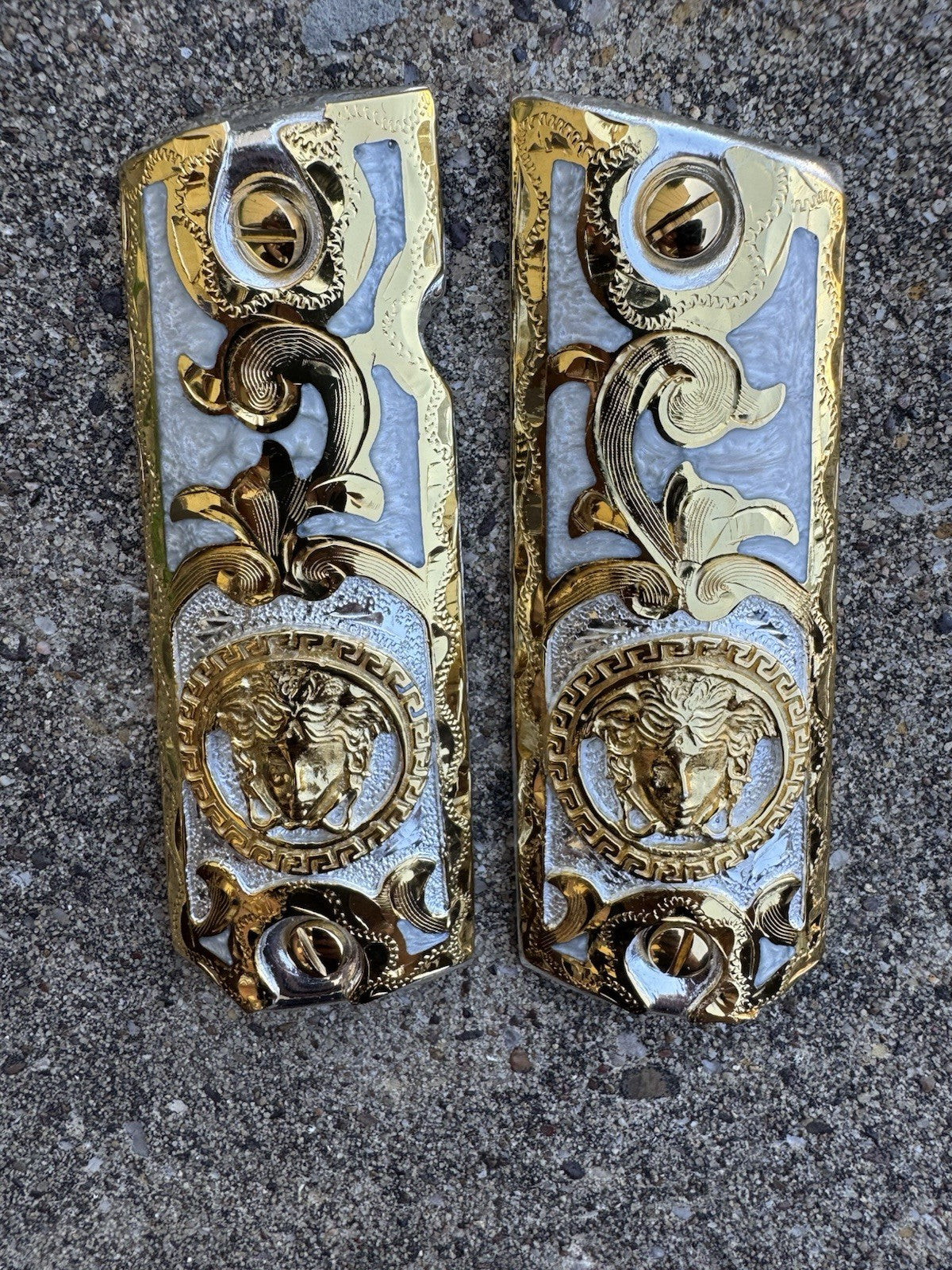 1911 45 38 Super Versace Full Size Gold Gun Pistol Grip Cachas & 24K Screws