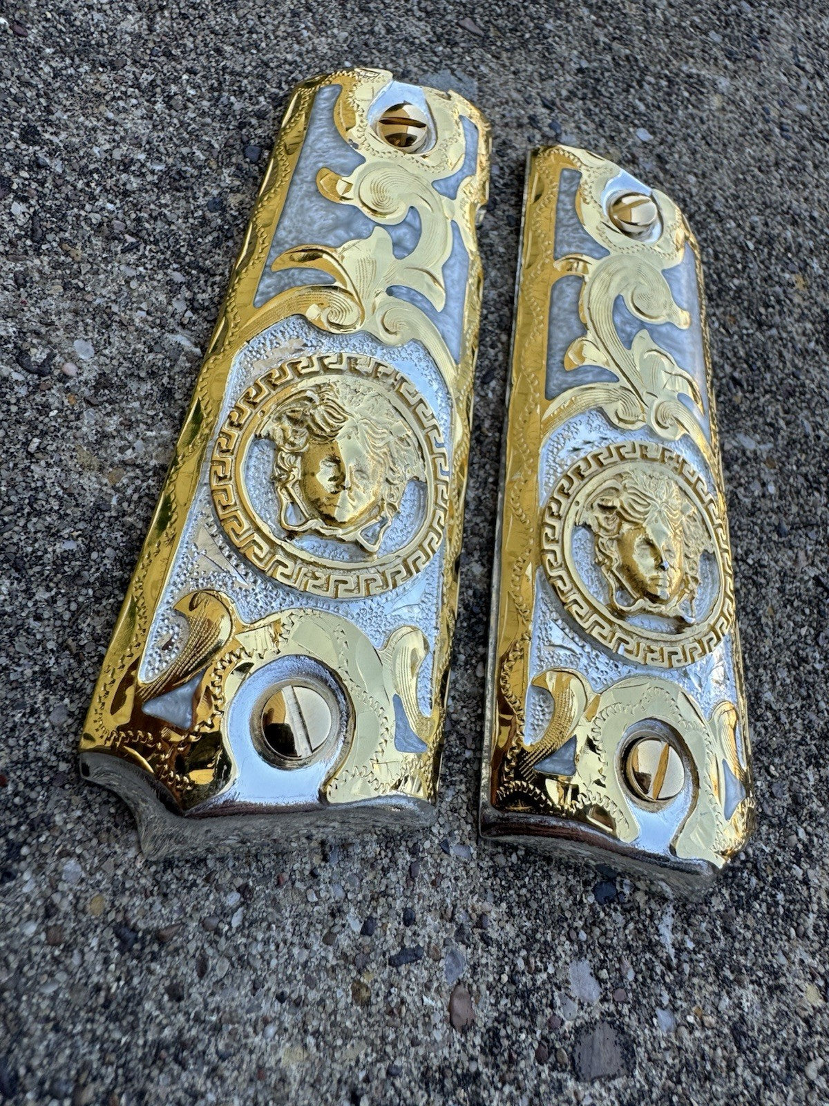 1911 45 38 Super Versace Full Size Gold Gun Pistol Grip Cachas & 24K Screws