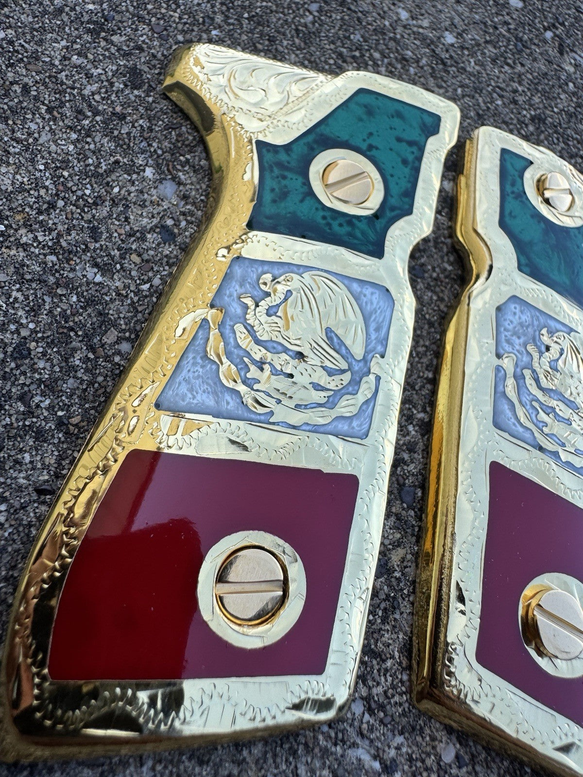 Beretta 92FS Cachas Mexican Flag Gold Plated Pistol Custom Grips & Gold Screws