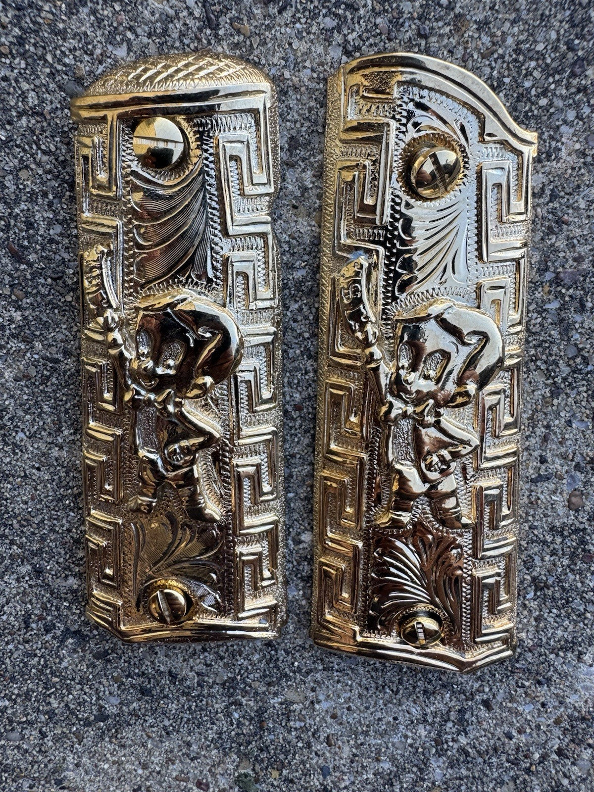 1911 45 38 Super Full Size Richie Rich Gold Gun Pistol Grip Cachas & 24K Screws
