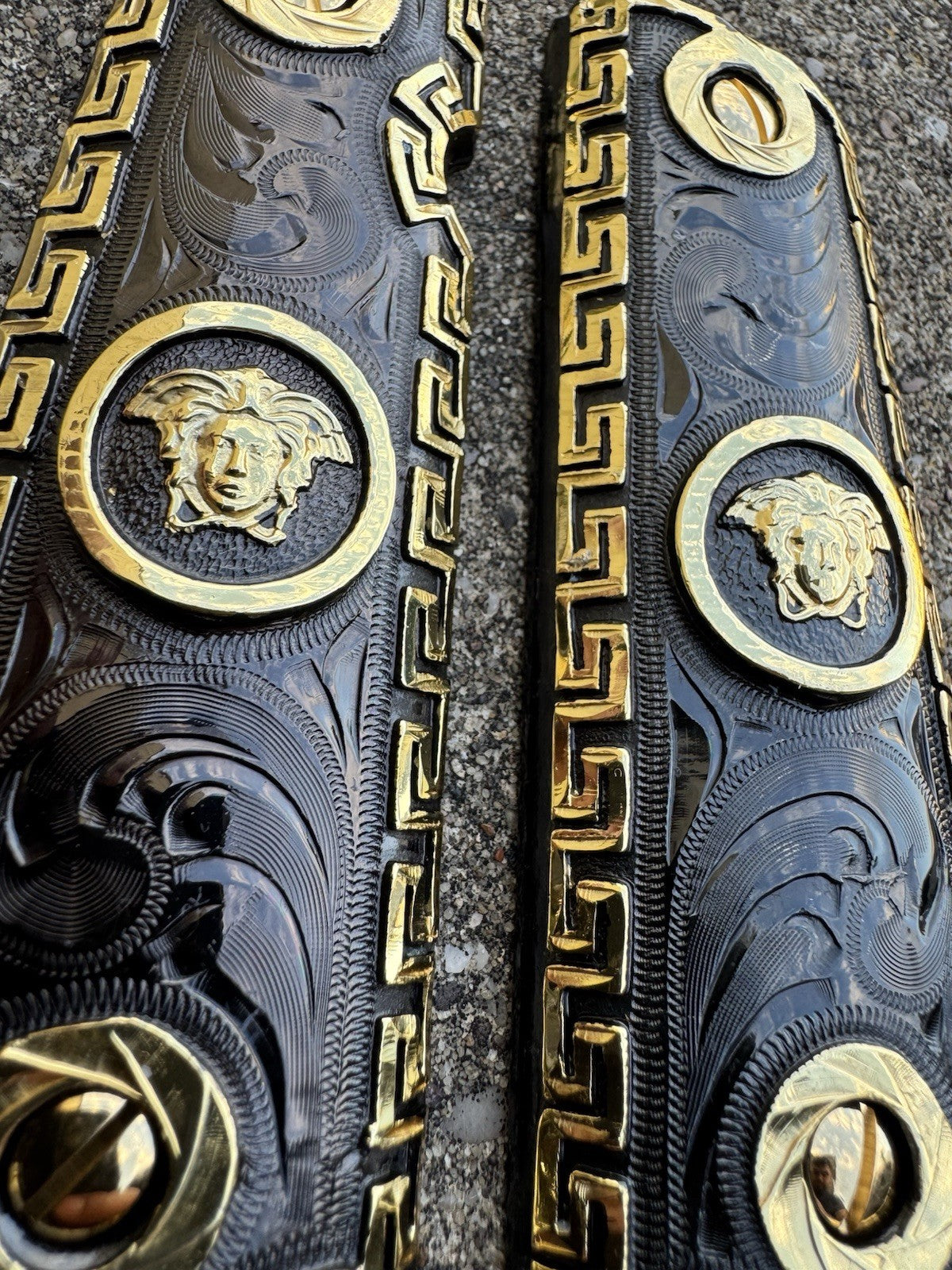 1911 45 38 Super Full Size Versace Gold Gun Pistol Grip Cachas & 24K Screws