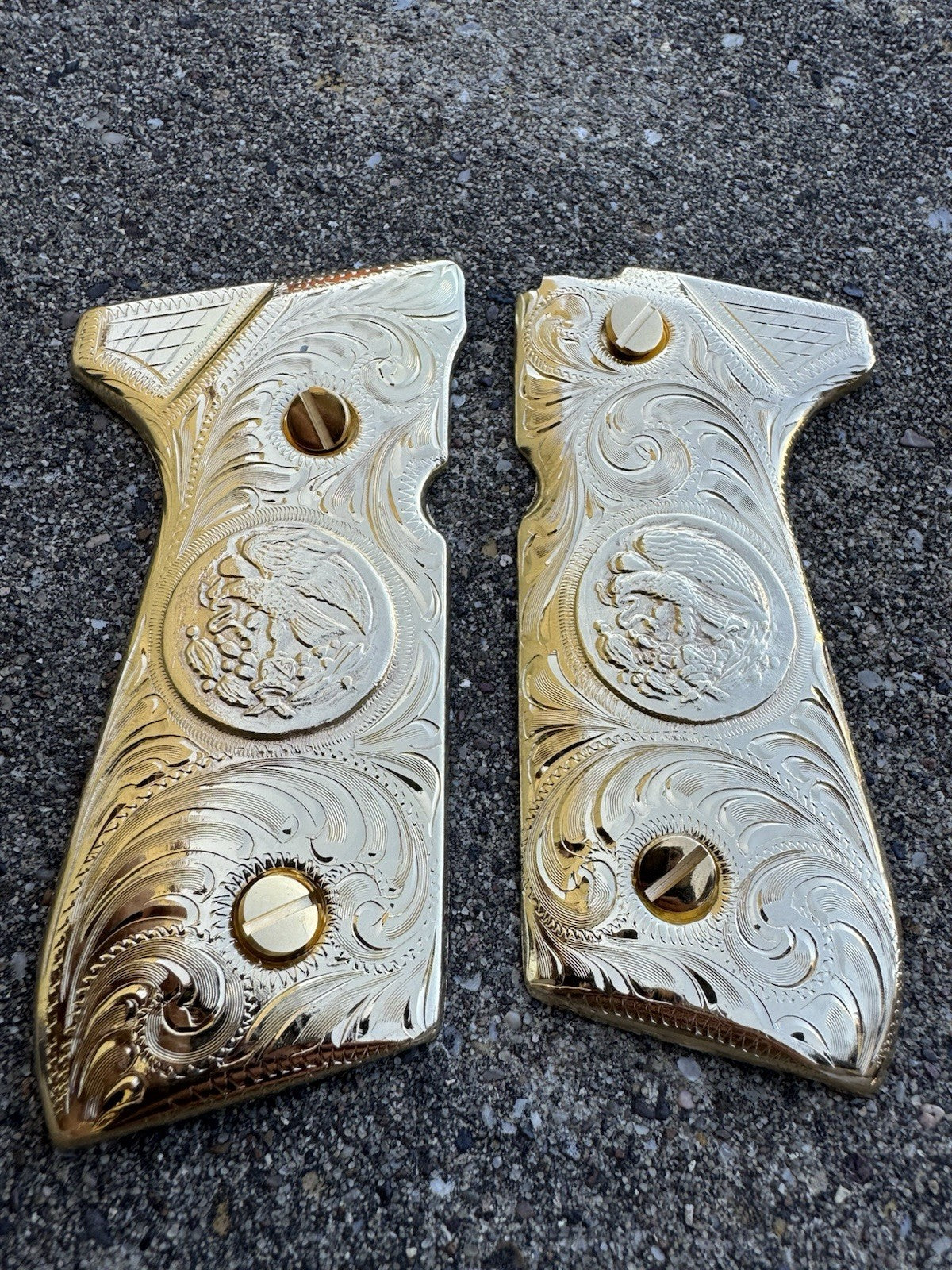 Beretta 92FS Cachas Gold Plated Pistol Custom Grips & Gold Screws