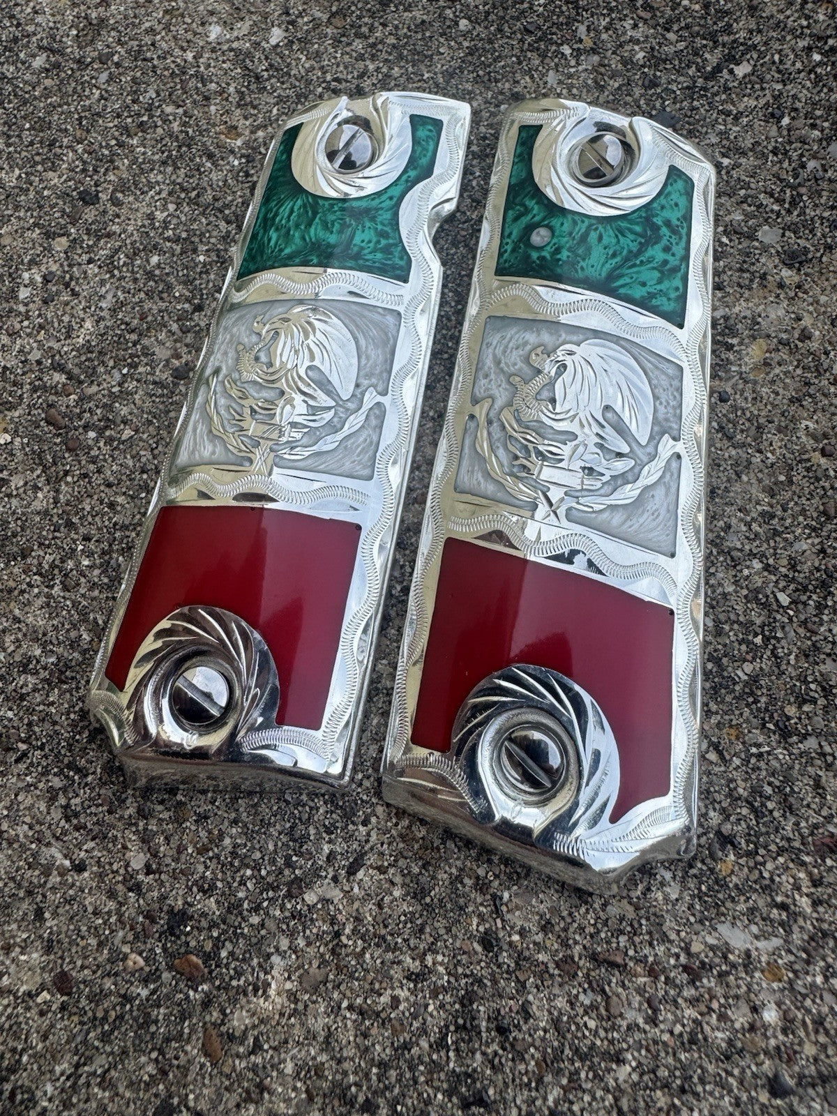 1911 45 38 Super Mexican Eagle Full Size Gun Pistol Grip Cachas & Polished Screw