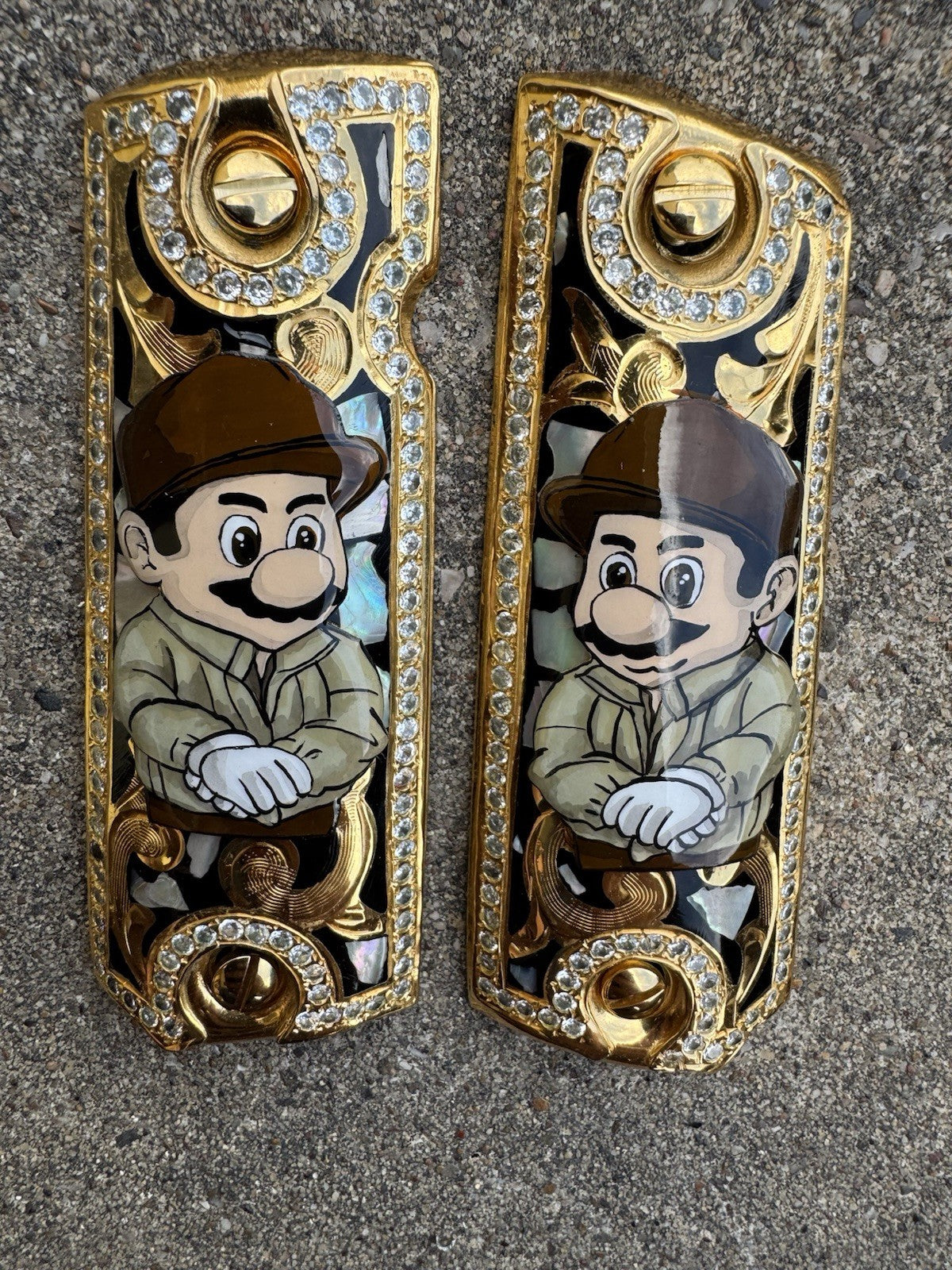 1911 ZIRCONIA 45 38 SUPER COLT CHAPO MARIO GOLD GUN PISTOL GRIP CACHAS &24KSCREW