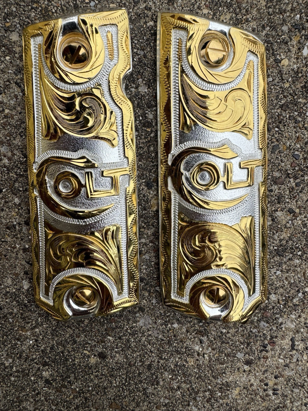 1911 45 38 Super Full Size Colt Gold Gun Pistol Grip Cachas Chapeado & 24K Screw