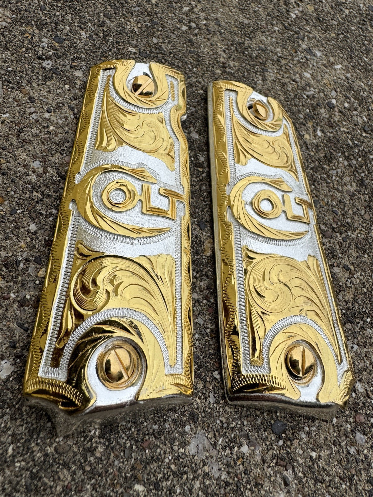 1911 45 38 Super Full Size Colt Gold Gun Pistol Grip Cachas Chapeado & 24K Screw